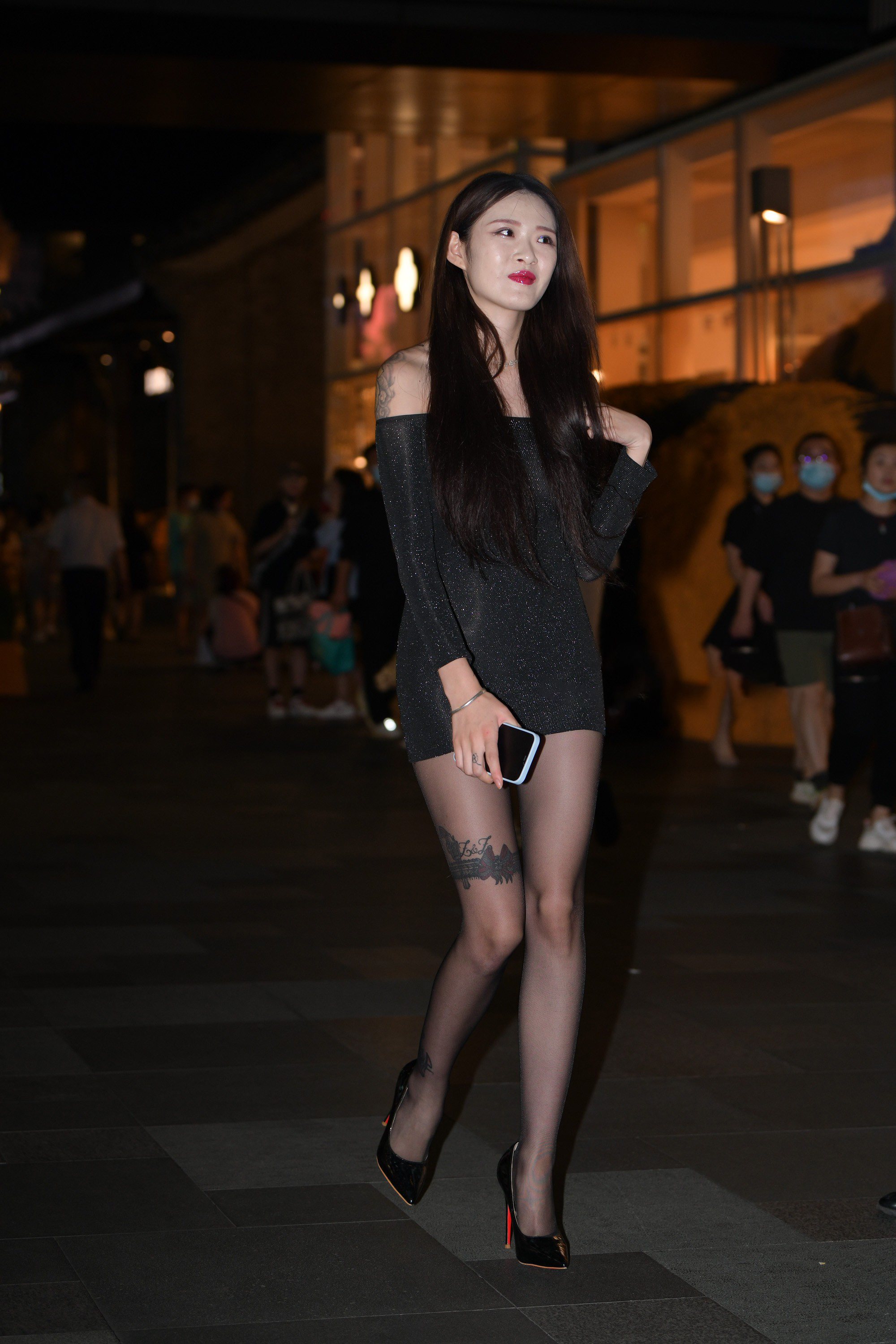  魔镜街拍,丝袜,裙装,美女,街拍,写真套图,清流杂志