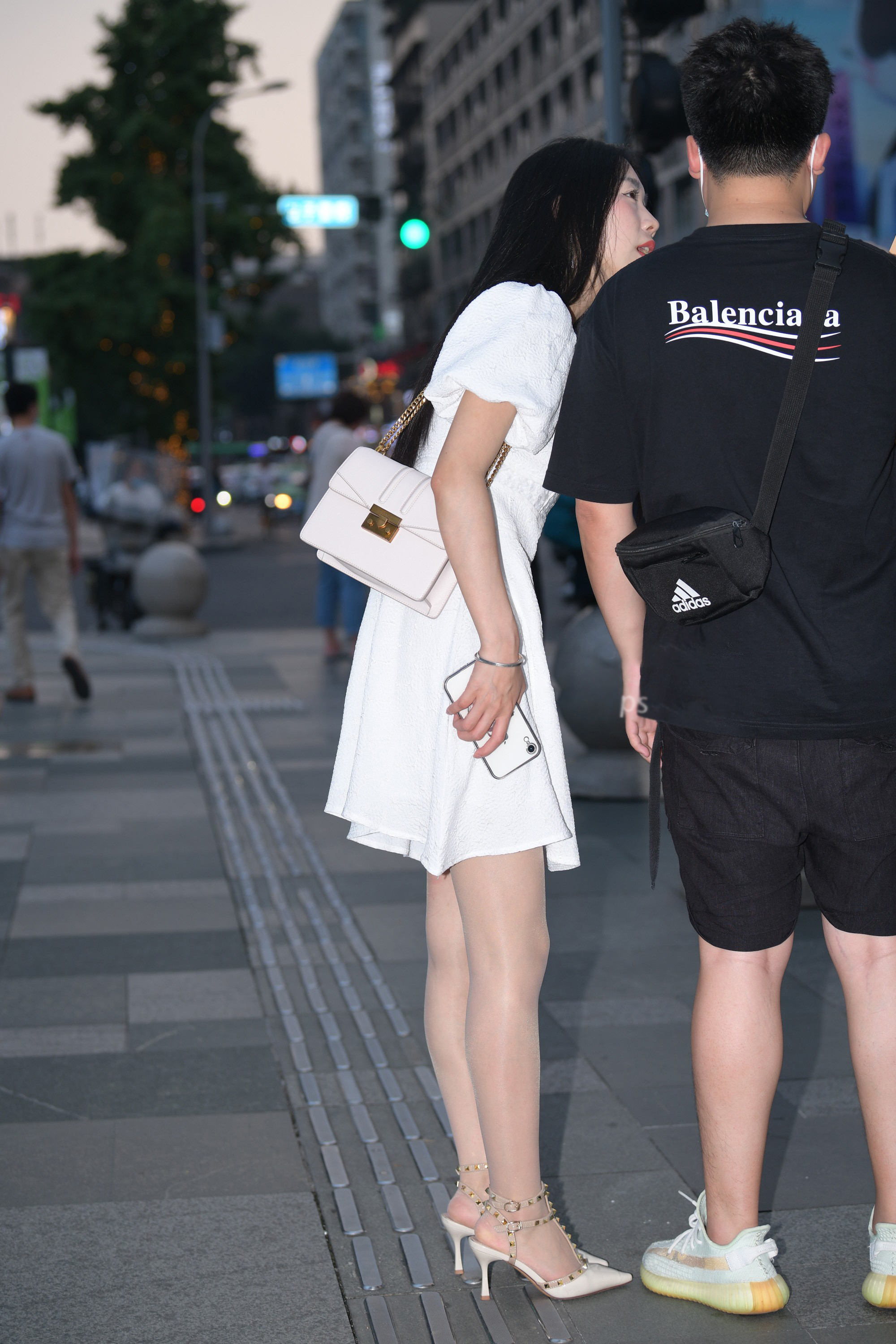  魔镜街拍,丝袜,裙装,人妻,街拍,写真套图,Momoko葵葵