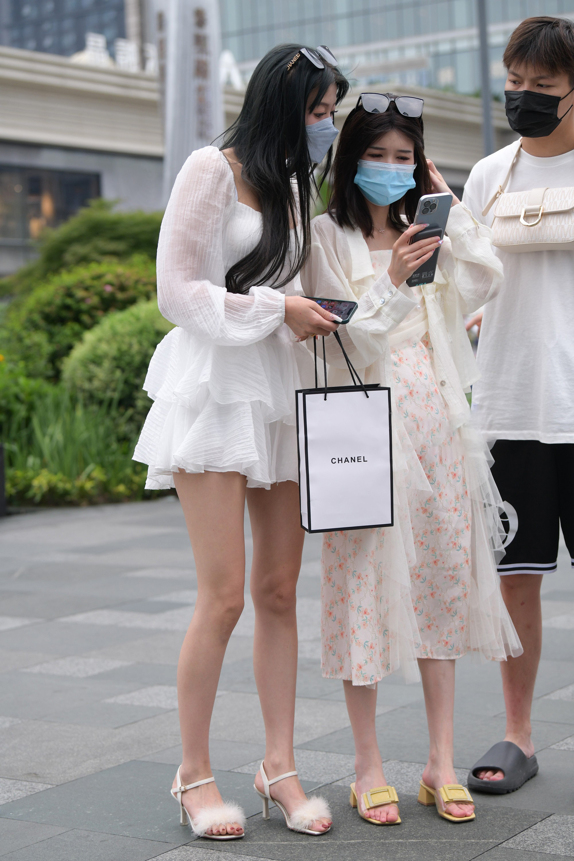  魔镜街拍,裙装,人妻,街拍,写真套图,BoLoli波萝社新刊