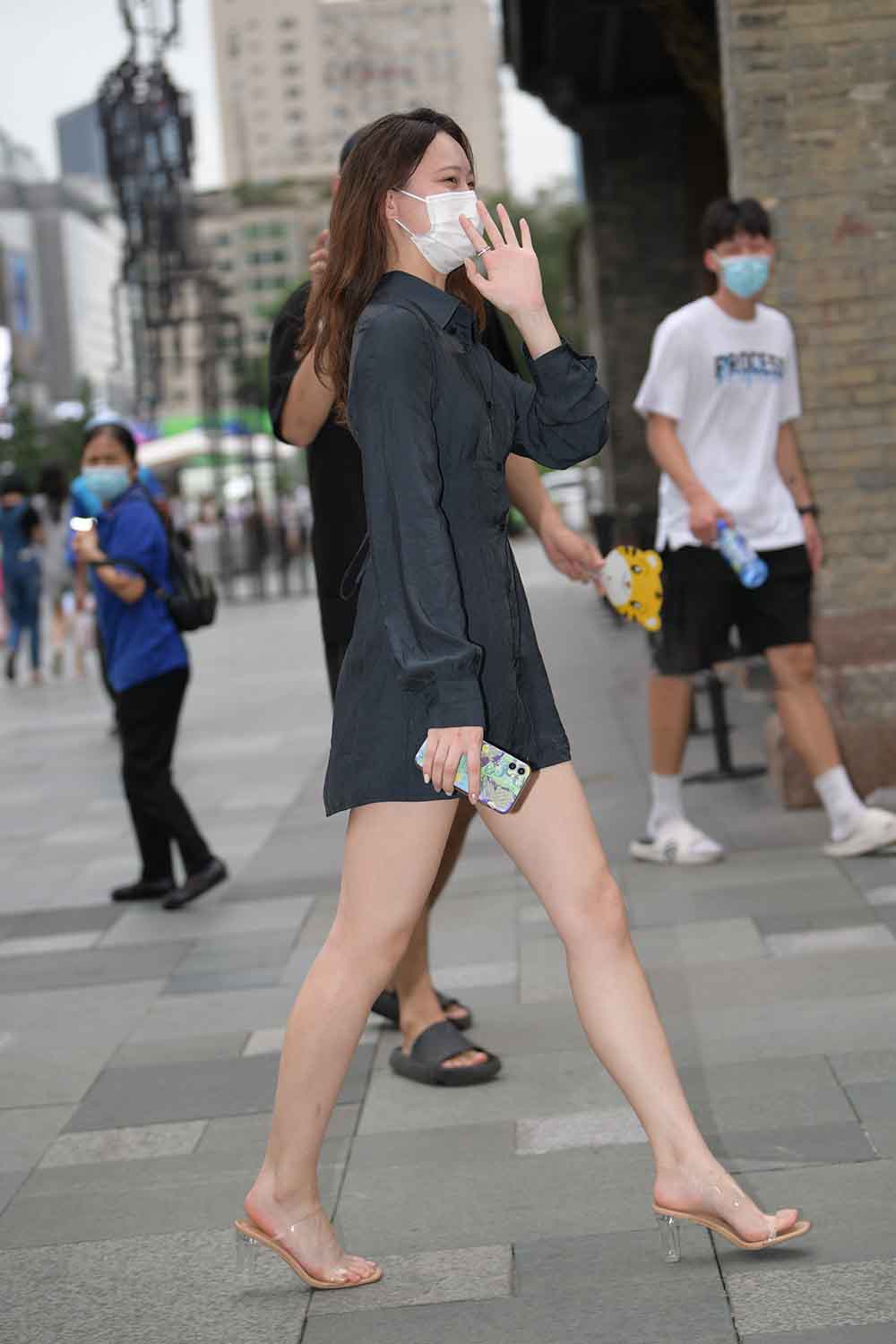 【J5651】白皙美腿女友-绝色天籁
