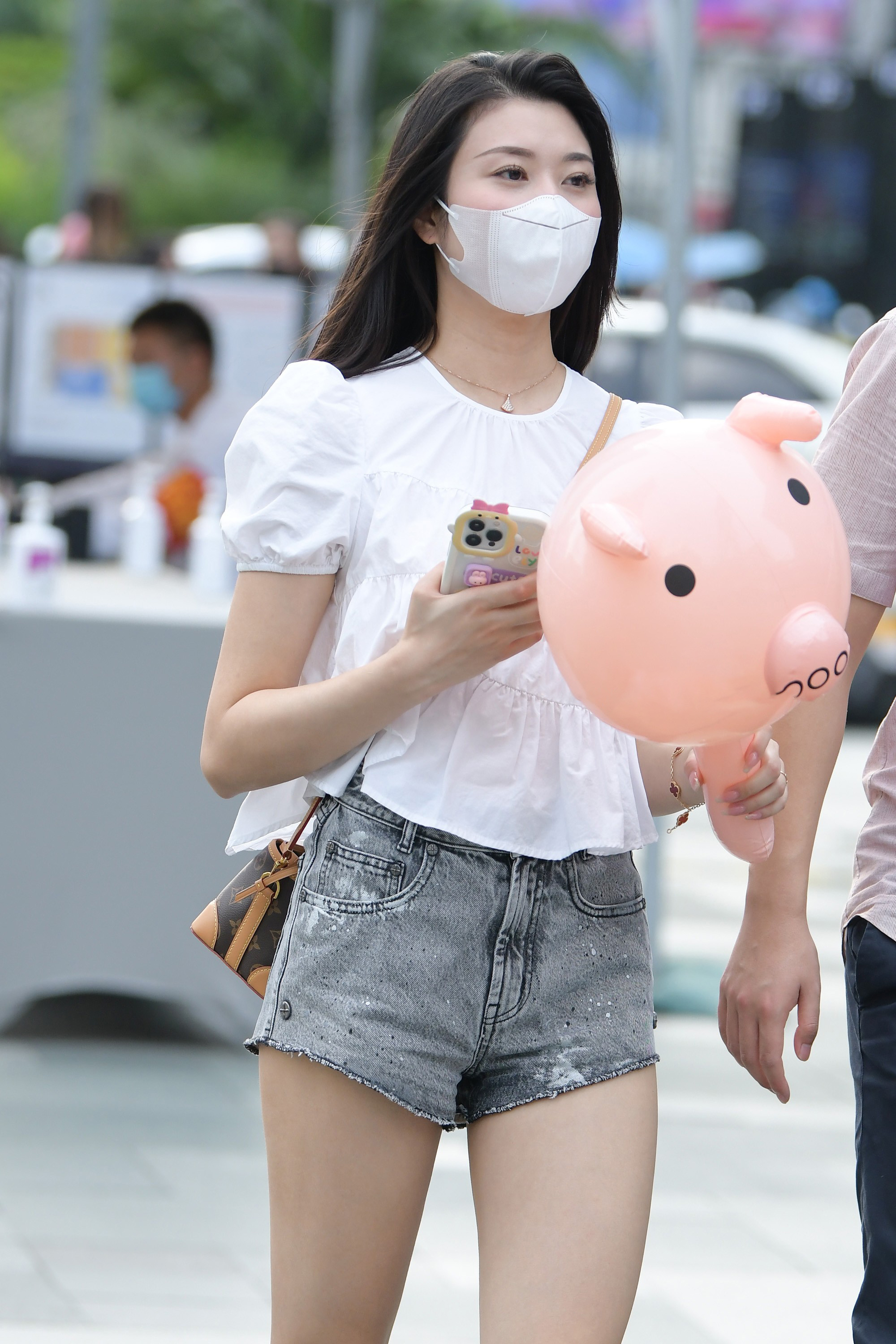  街拍鸭,魔镜街拍,街拍第一站,热裤,美女,街拍,写真套图,皮皮奶