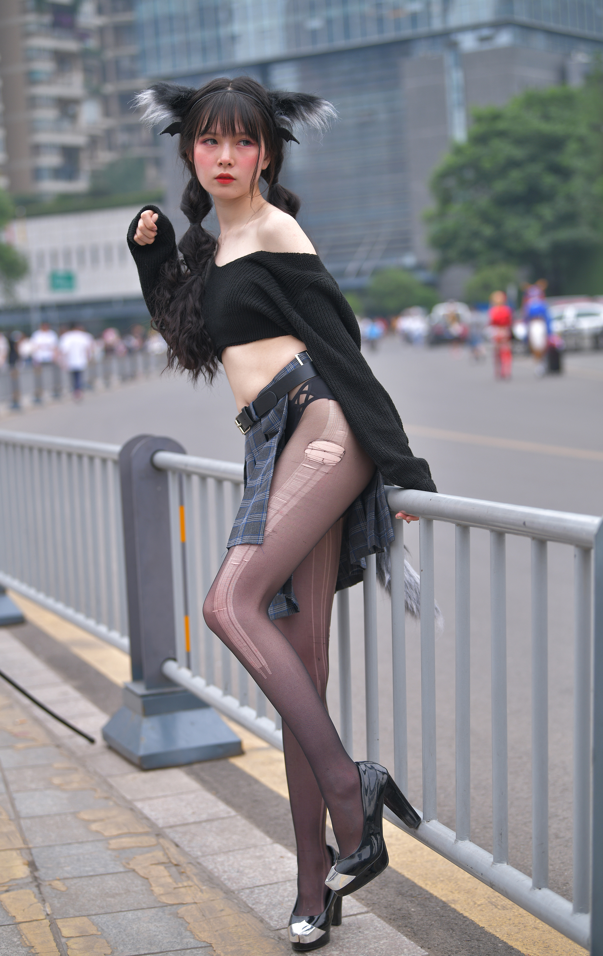  街拍鸭,魔镜街拍,街拍第一站,丝袜,裙装,美女,街拍,写真套图,SIW斯文传媒