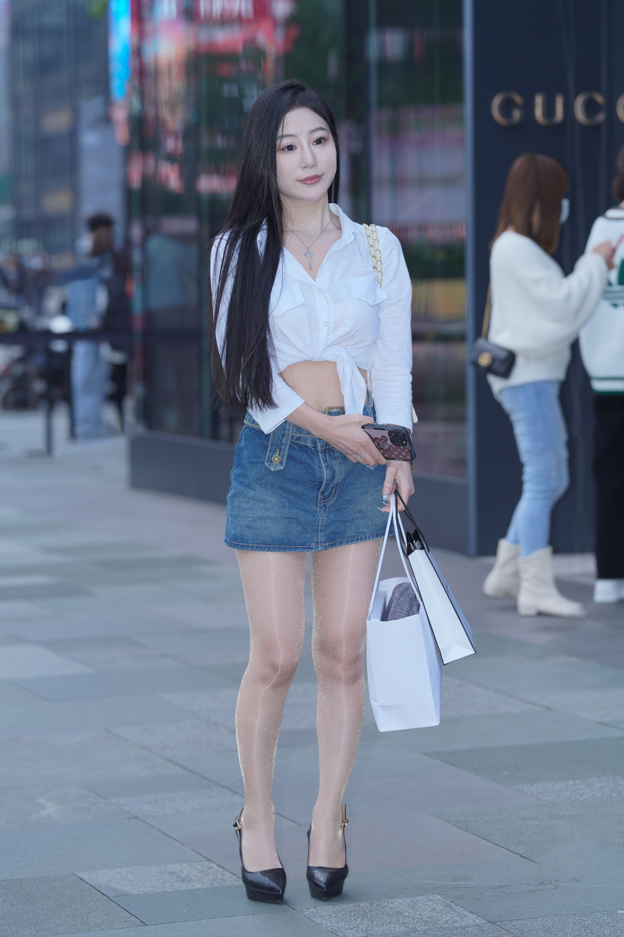 街拍鸭,魔镜街拍,街拍第一站,写真套图,街拍美女,街拍图片,街拍视频,街拍VIP,免费街拍