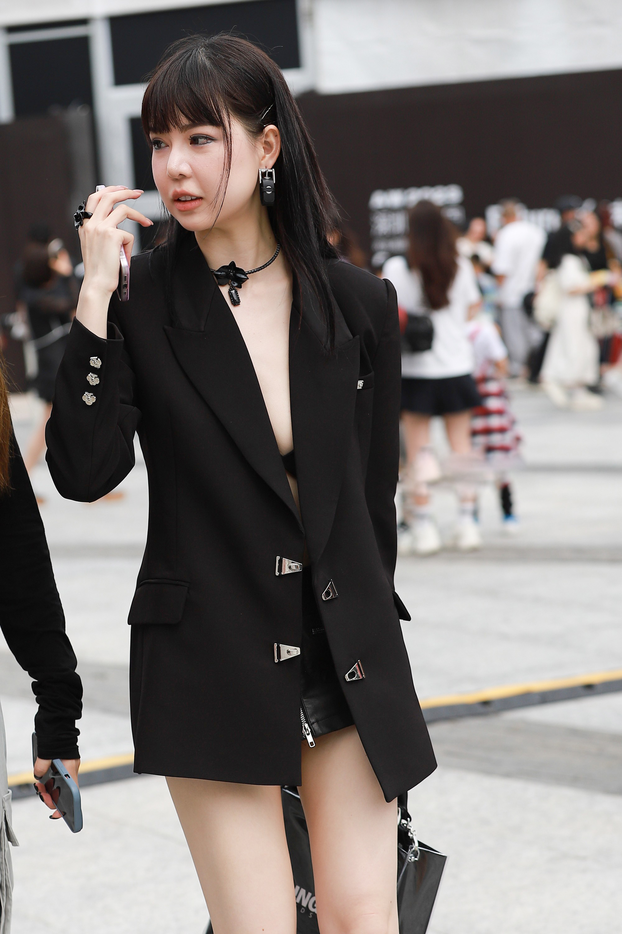 【J5793】性感，前卫，白嫩女子