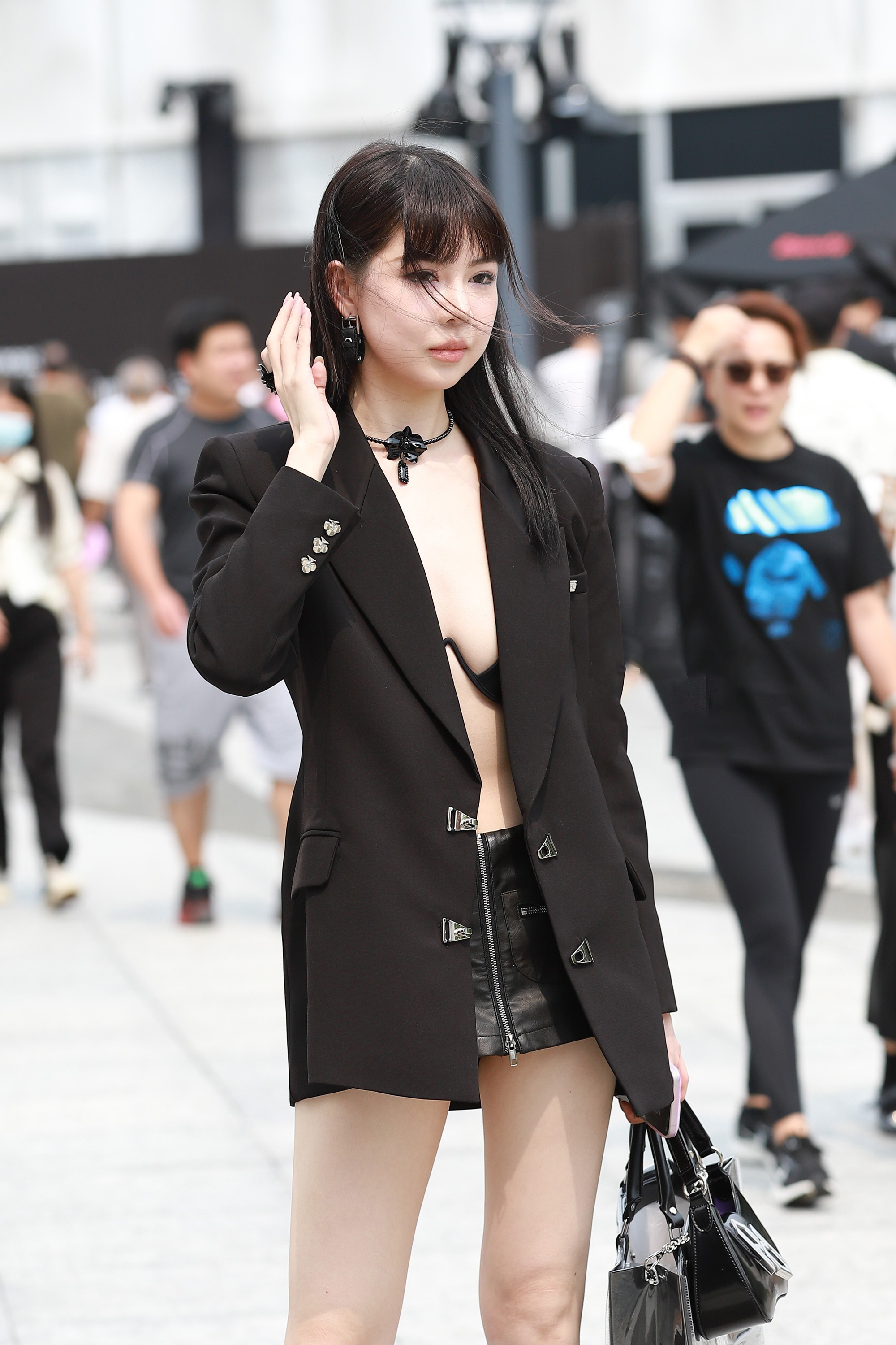  街拍鸭,魔镜街拍,街拍第一站,裙装,美女,街拍,写真套图,Girlt果团网