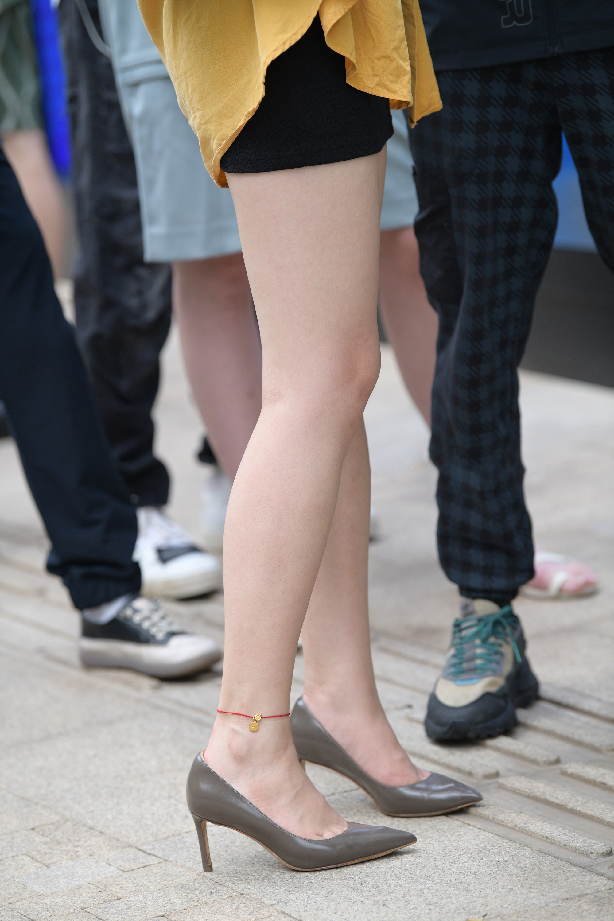  街拍鸭,魔镜街拍,街拍第一站,裙装,小姐姐,街拍,写真套图,学妹校园短丝