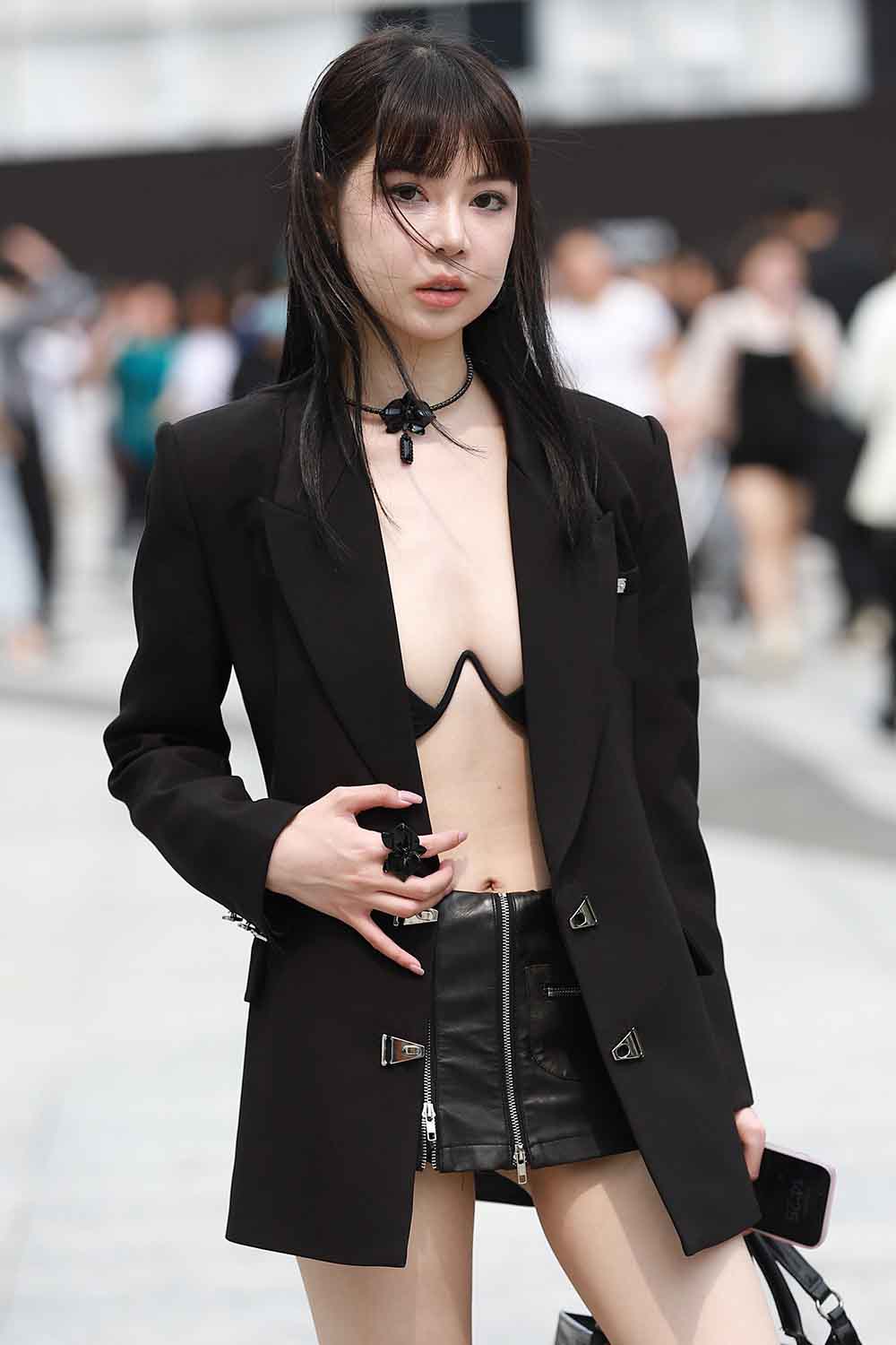 【J5793】性感，前卫，白嫩女子-绝色天籁