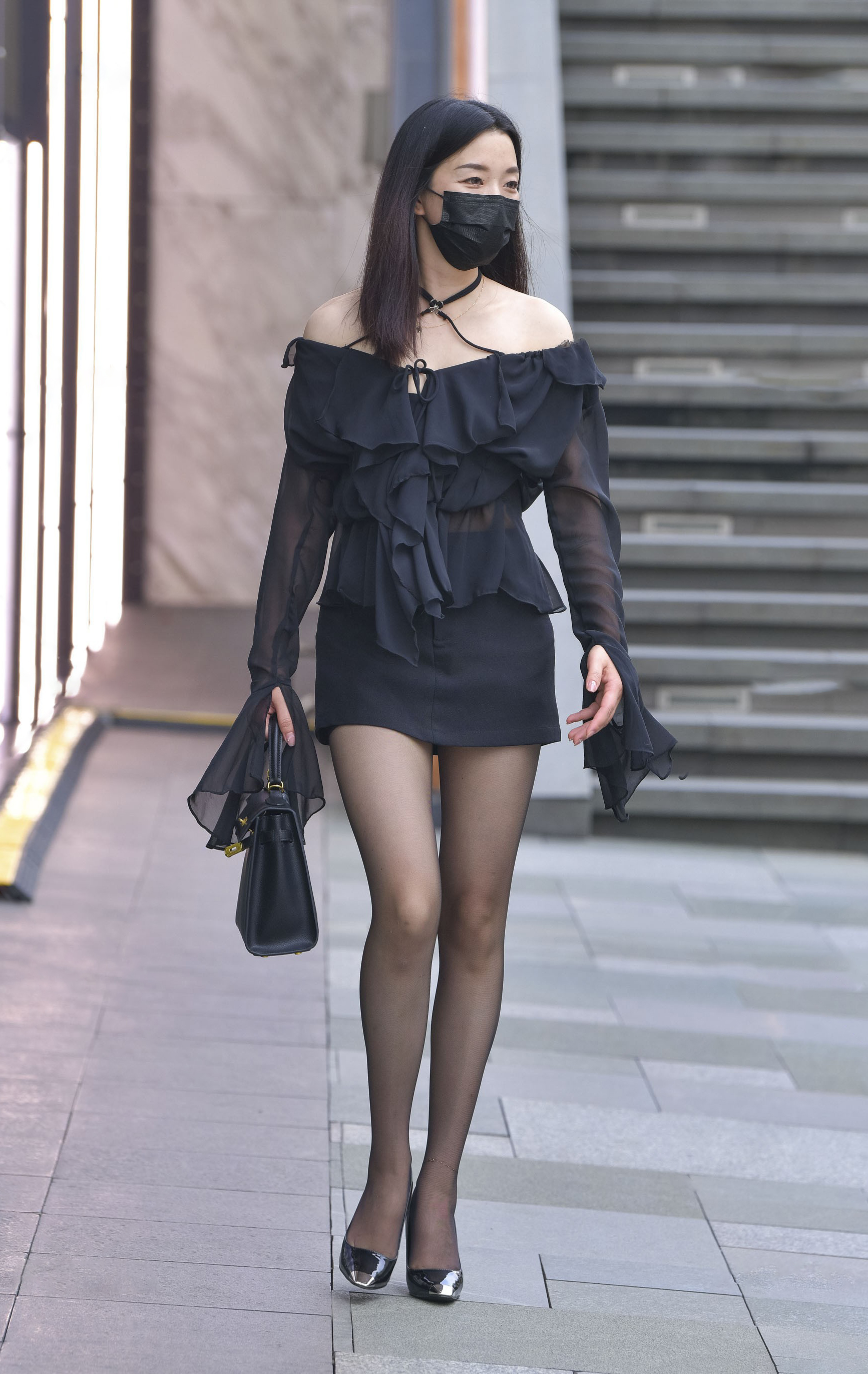  街拍鸭,魔镜街拍,街拍第一站,丝袜,裙装,人妻,街拍,写真套图,黑龙贯通