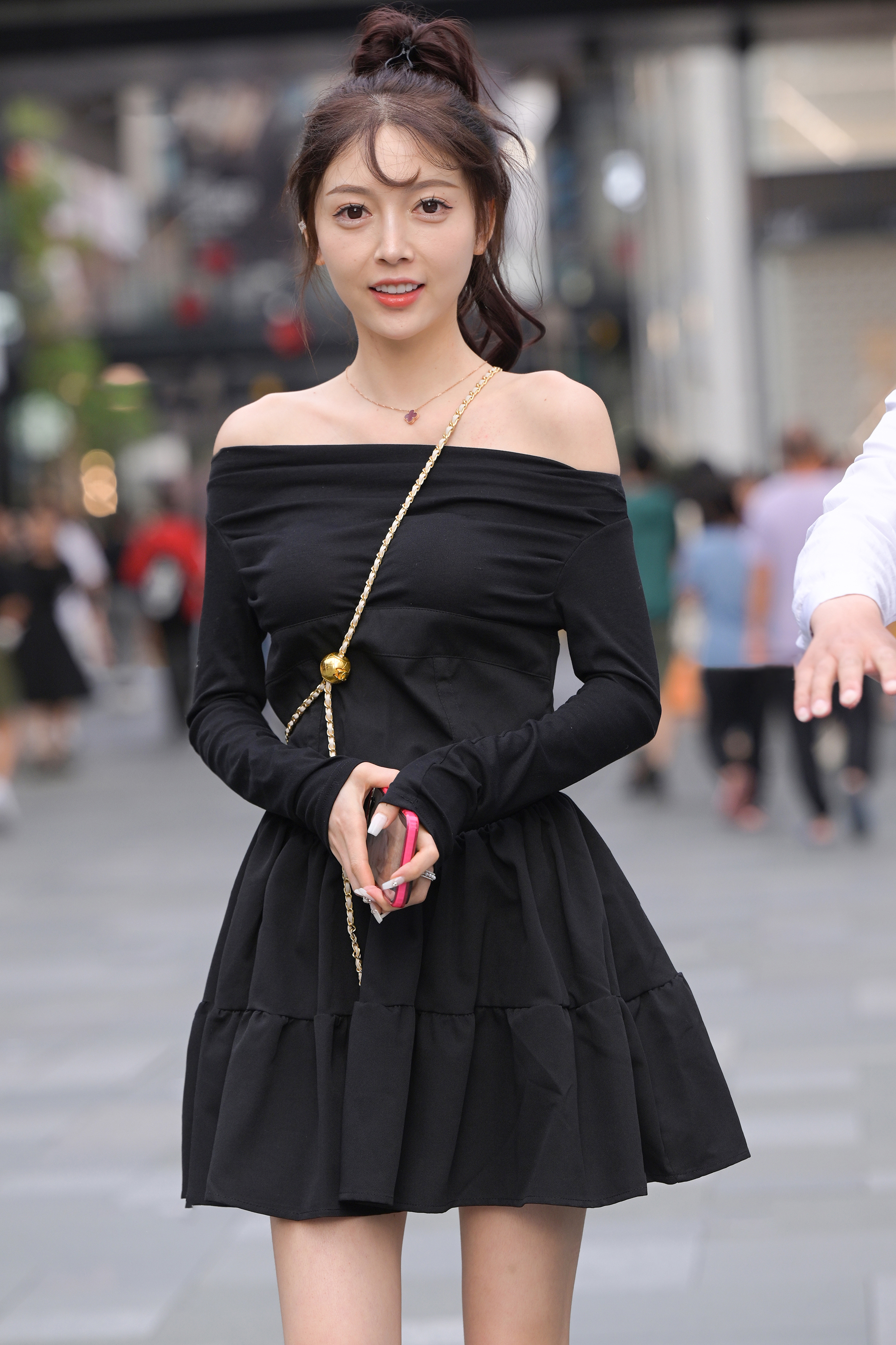  街拍鸭,魔镜街拍,街拍第一站,裙装,美女,街拍,写真套图,誉铭传媒