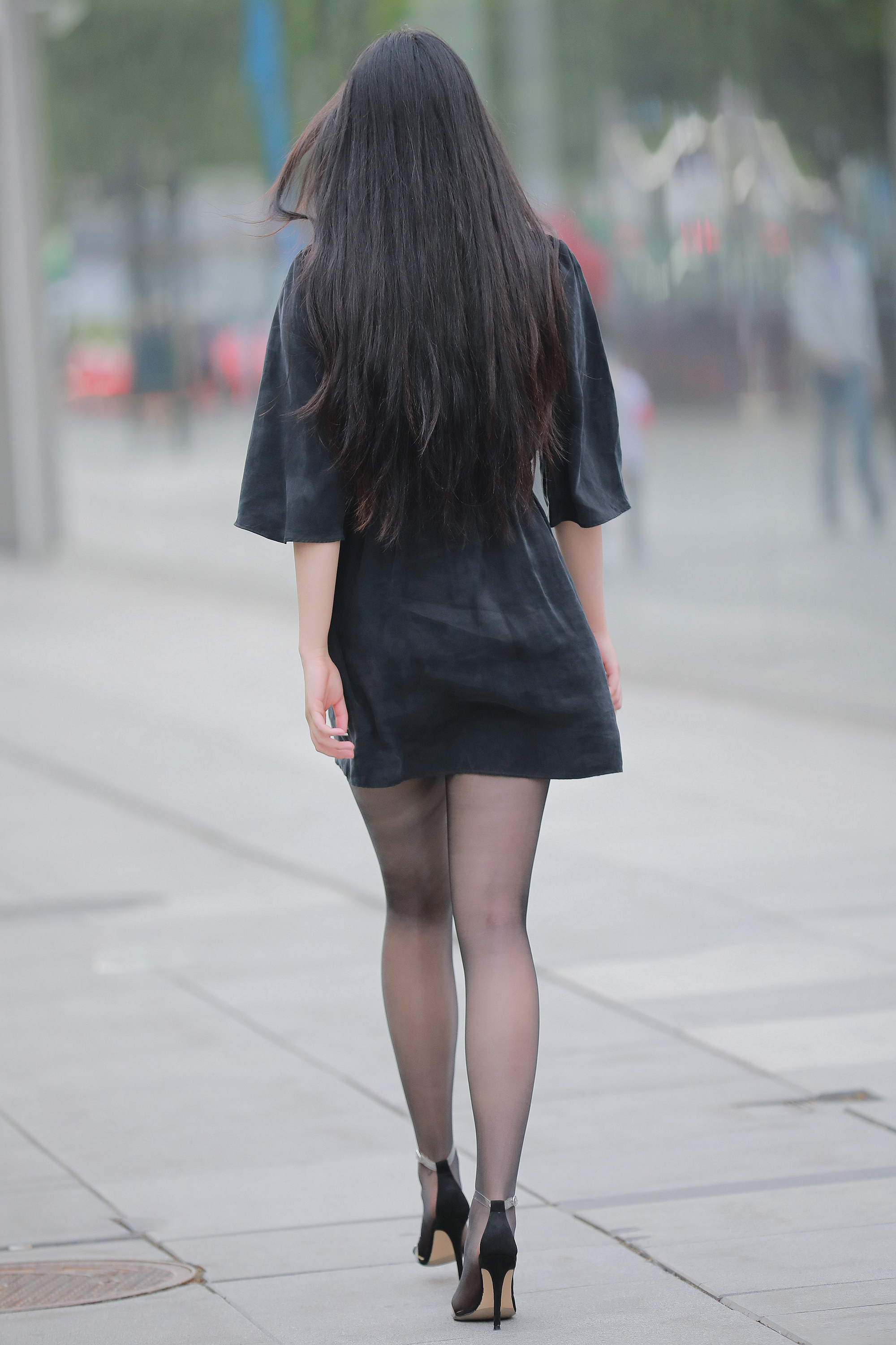  街拍鸭,魔镜街拍,街拍第一站,丝袜,裙装,熟女,街拍,写真套图,kittyWawa袜小喵