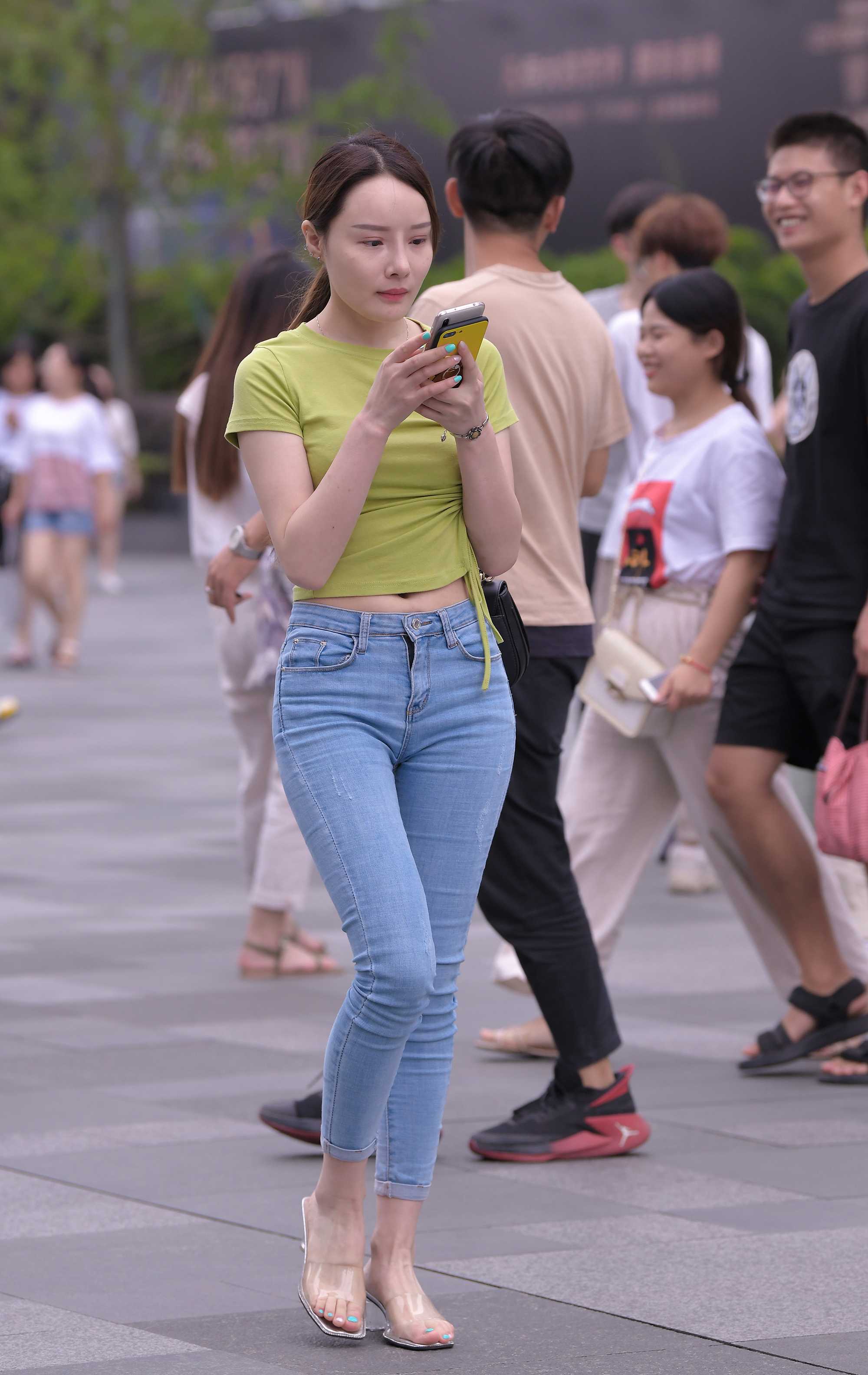  街拍鸭,魔镜街拍,街拍第一站,,人妻,街拍,写真套图,凛子酱