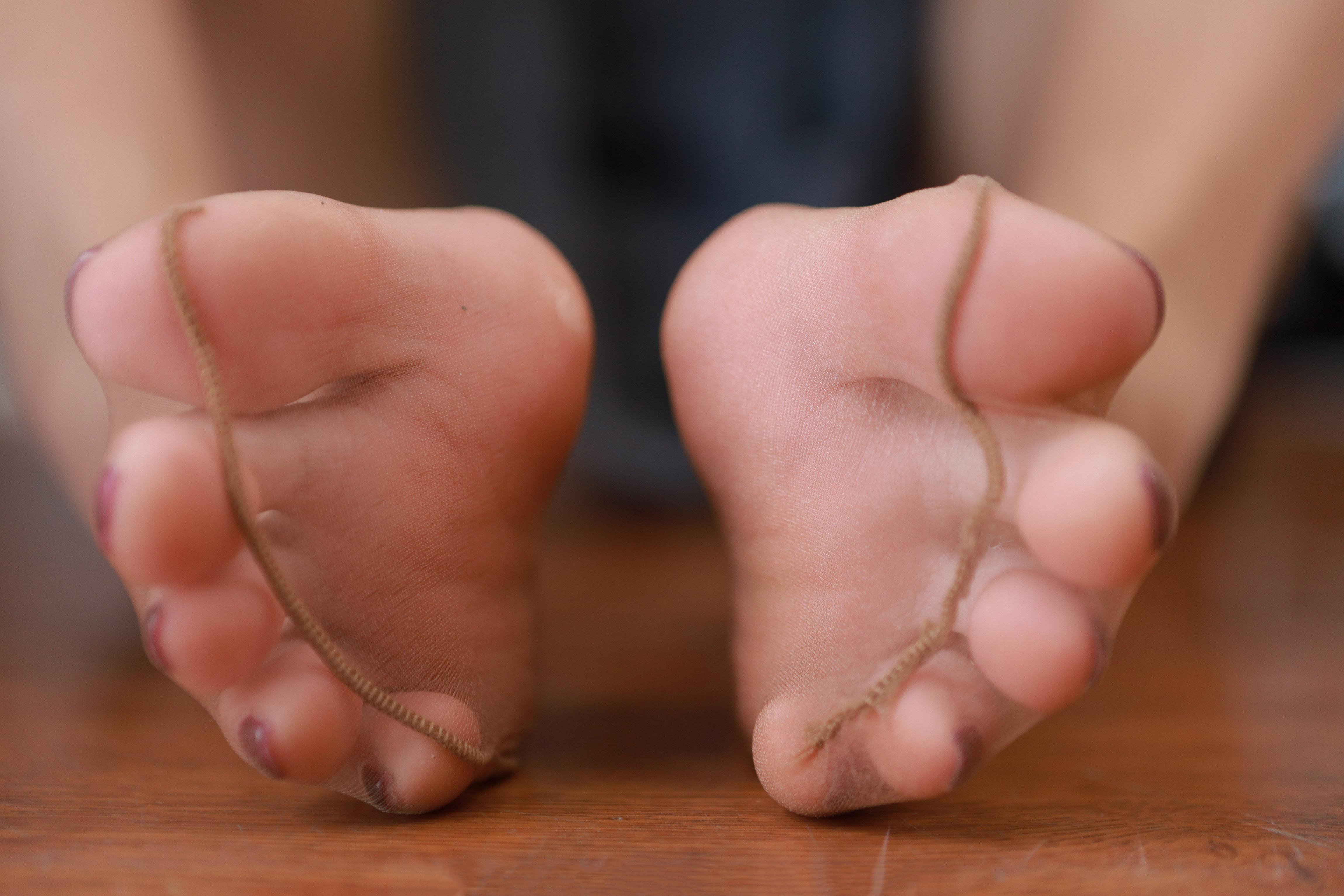 【D0211】贪玩小兔兔