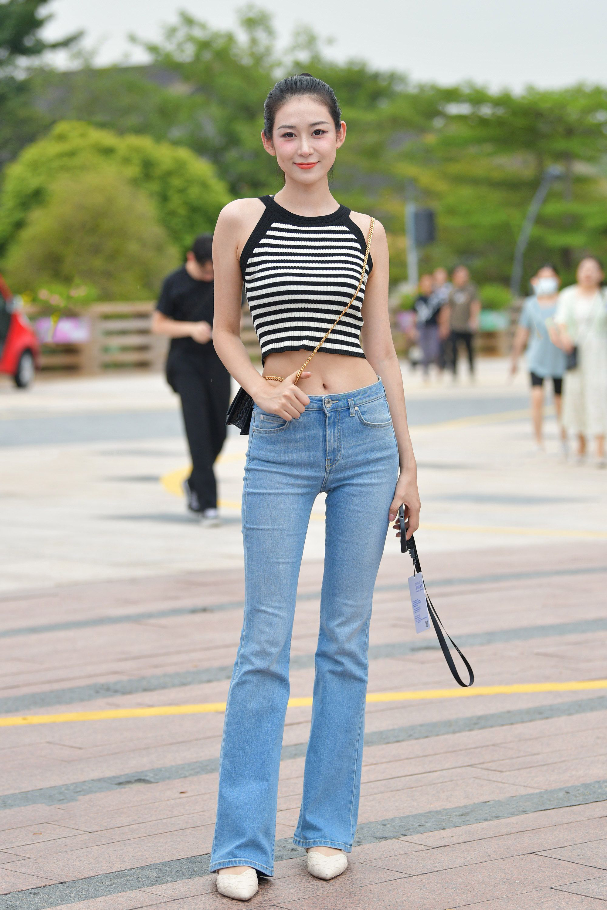 图片[4]-紧牛大长腿，天然美女-KHL.CC-快活林-魔镜模拍写真资源下载