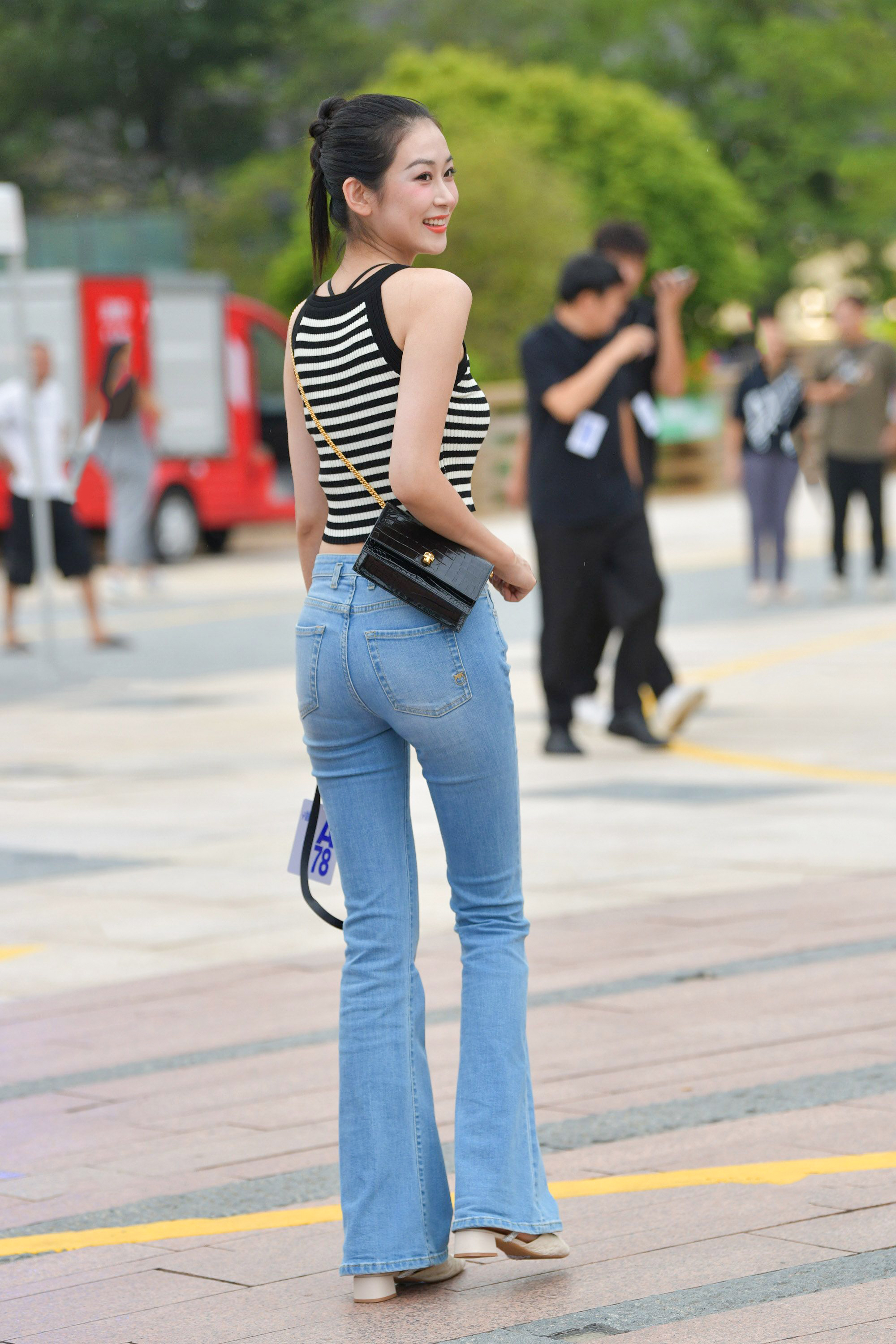 图片[6]-紧牛大长腿，天然美女-KHL.CC-快活林-魔镜模拍写真资源下载