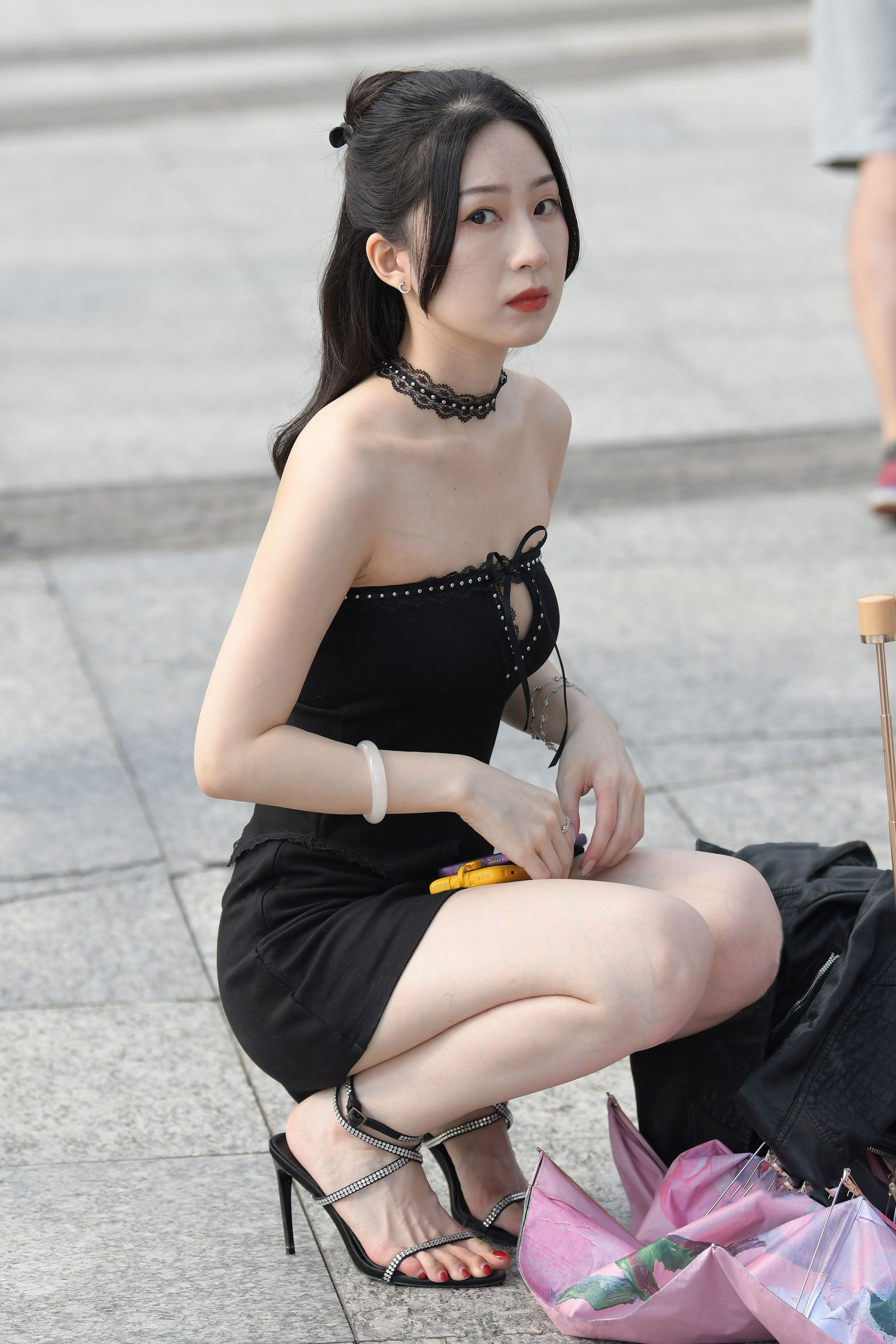  街拍鸭,魔镜街拍,街拍第一站,裙装,少妇,街拍,写真套图,Ugirl艺术摄影