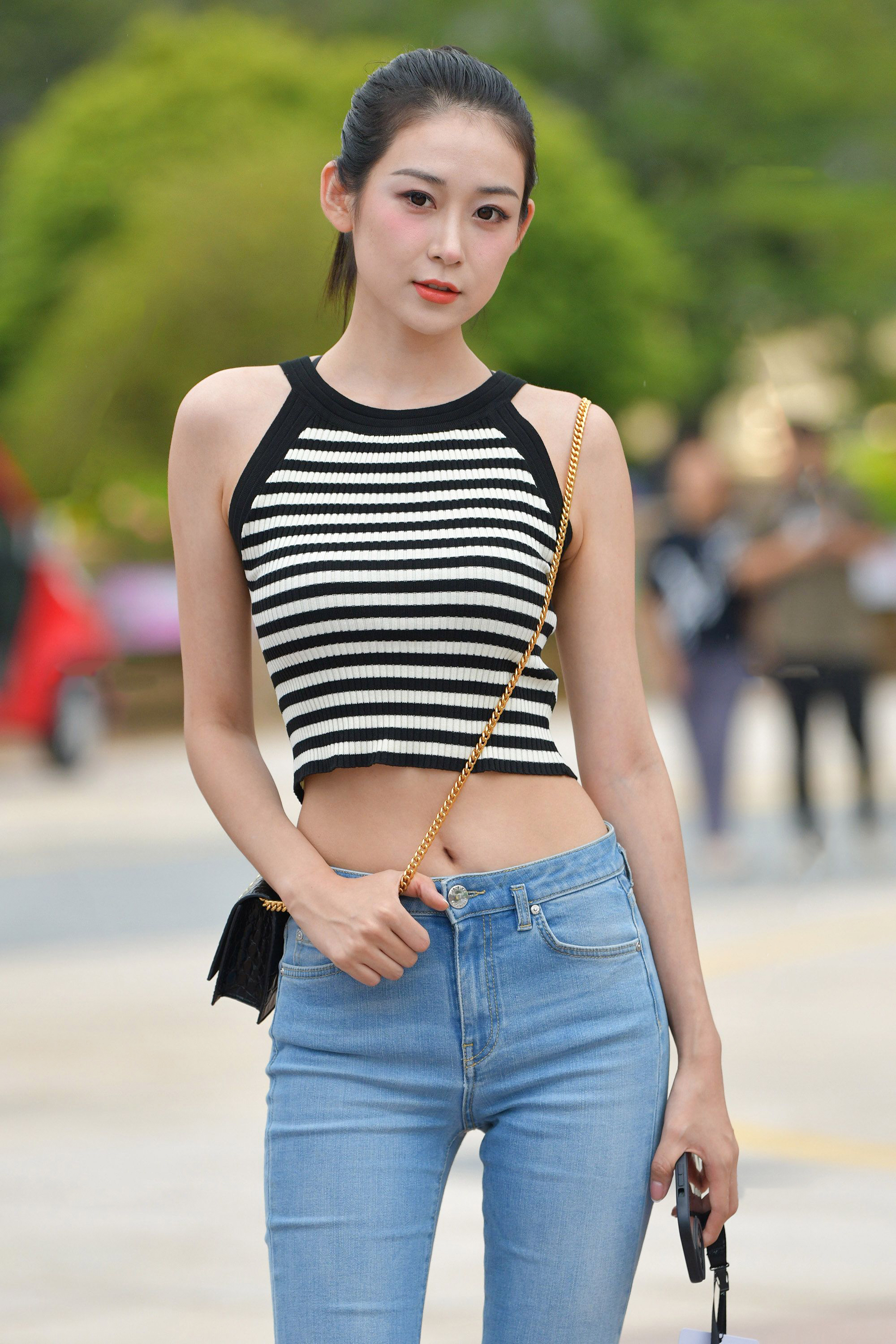 图片[3]-紧牛大长腿，天然美女-KHL.CC-快活林-魔镜模拍写真资源下载
