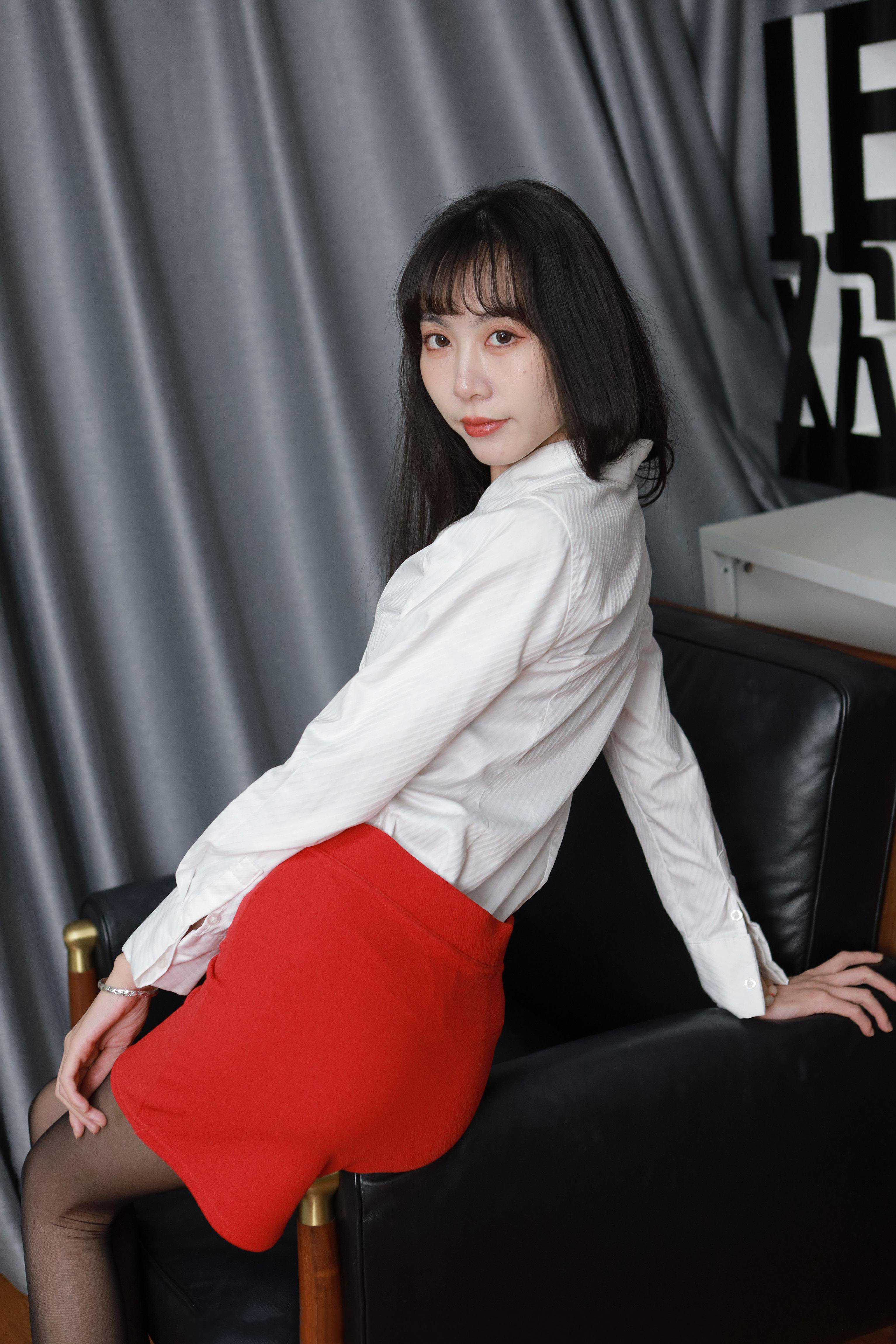 【D0275】纤纤细腿