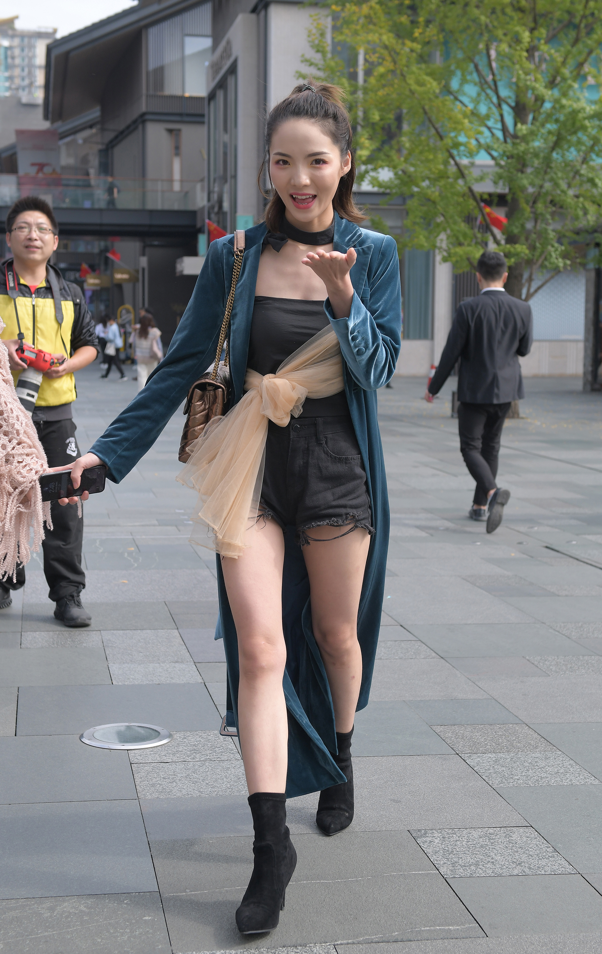  街拍鸭,魔镜街拍,街拍第一站,裙装,热裤,美女,街拍,写真套图,这个泡泡就是逊啦