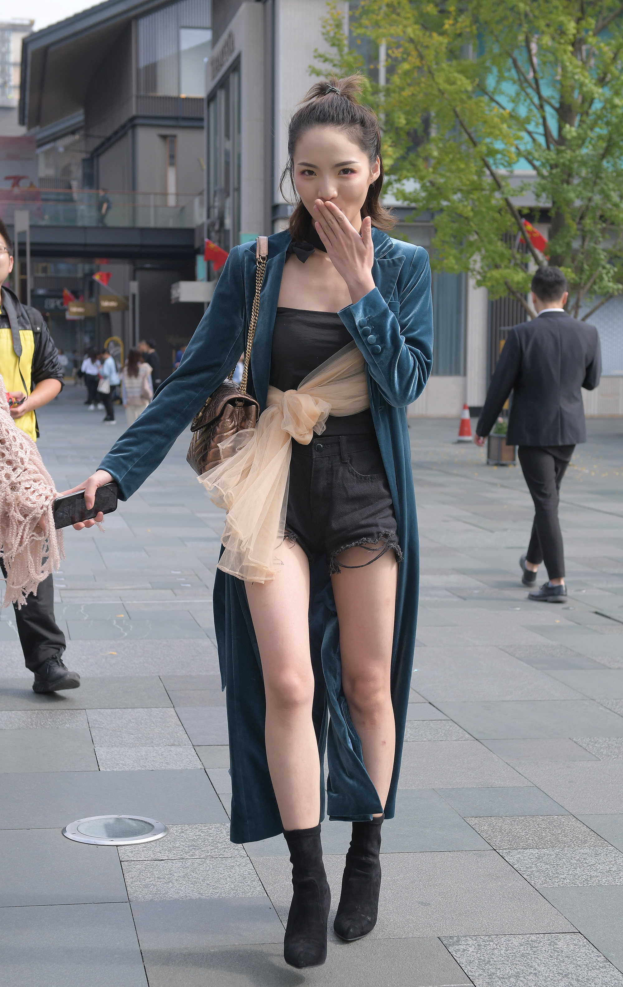  街拍鸭,魔镜街拍,街拍第一站,裙装,热裤,少妇,街拍,写真套图,喵糖映画