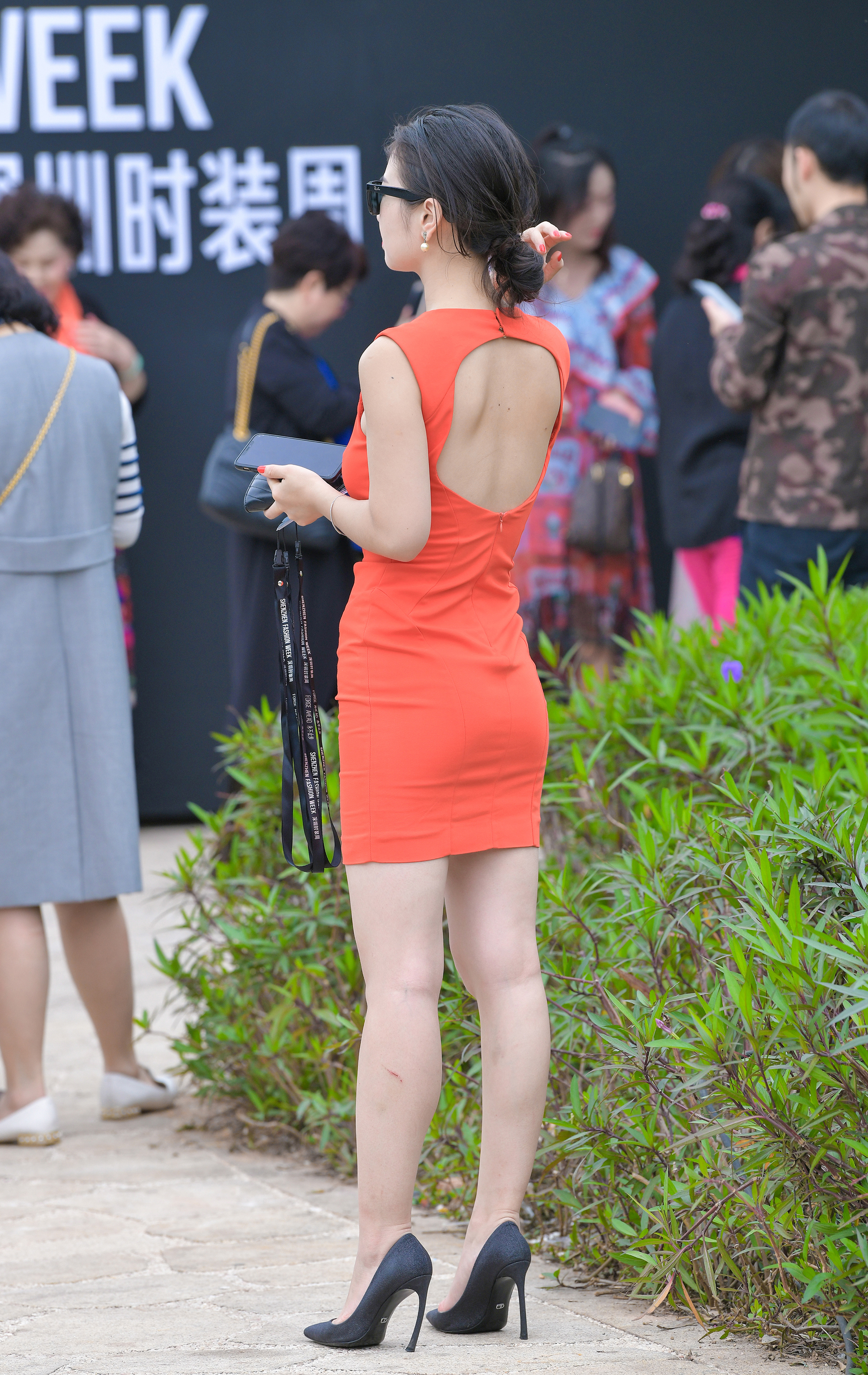  街拍鸭,魔镜街拍,街拍第一站,裙装,小姐姐,街拍,写真套图,田璐璐