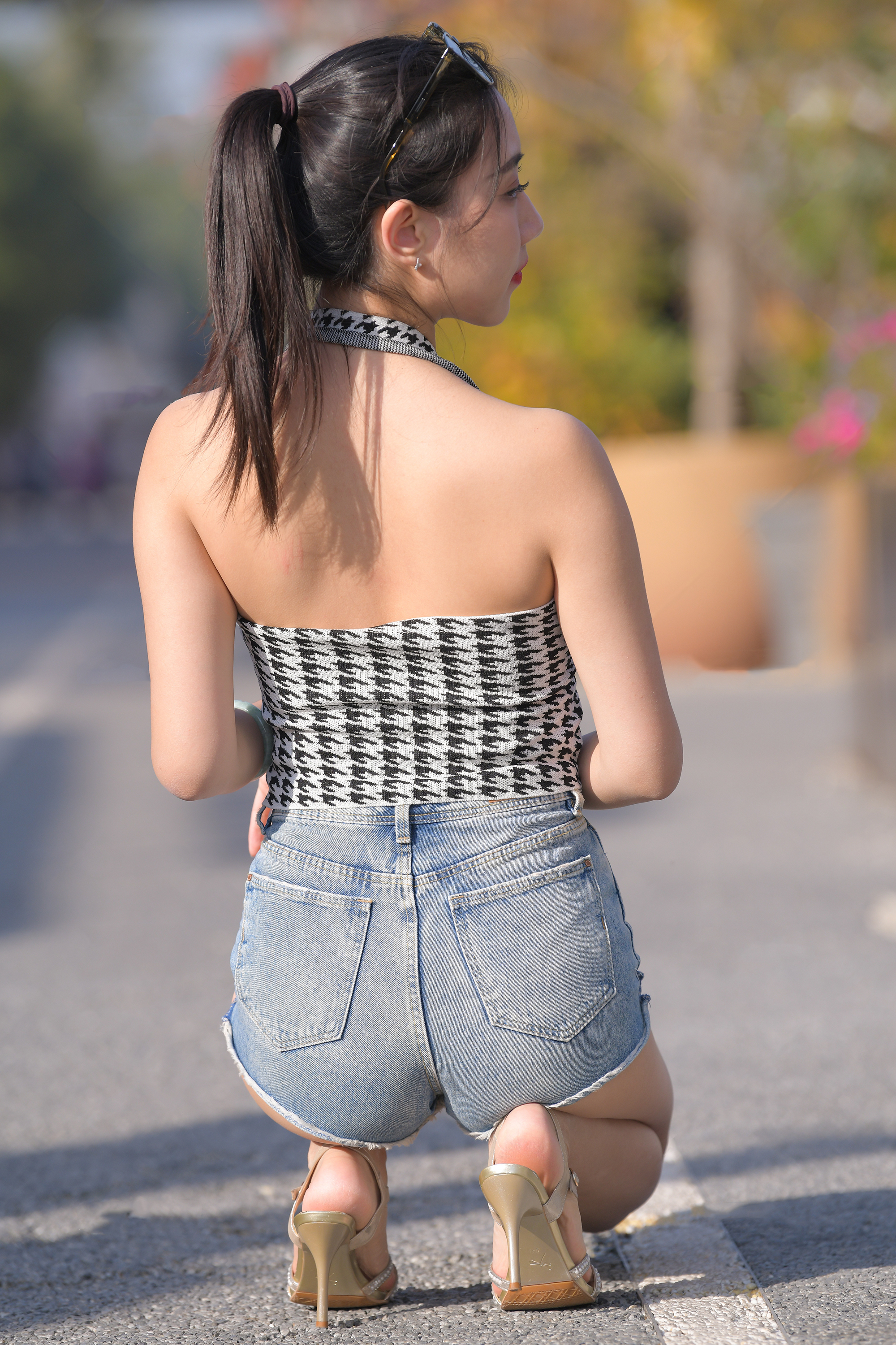 图片[5]-M1171 牛仔热裤美女 34G-KHL.CC-快活林