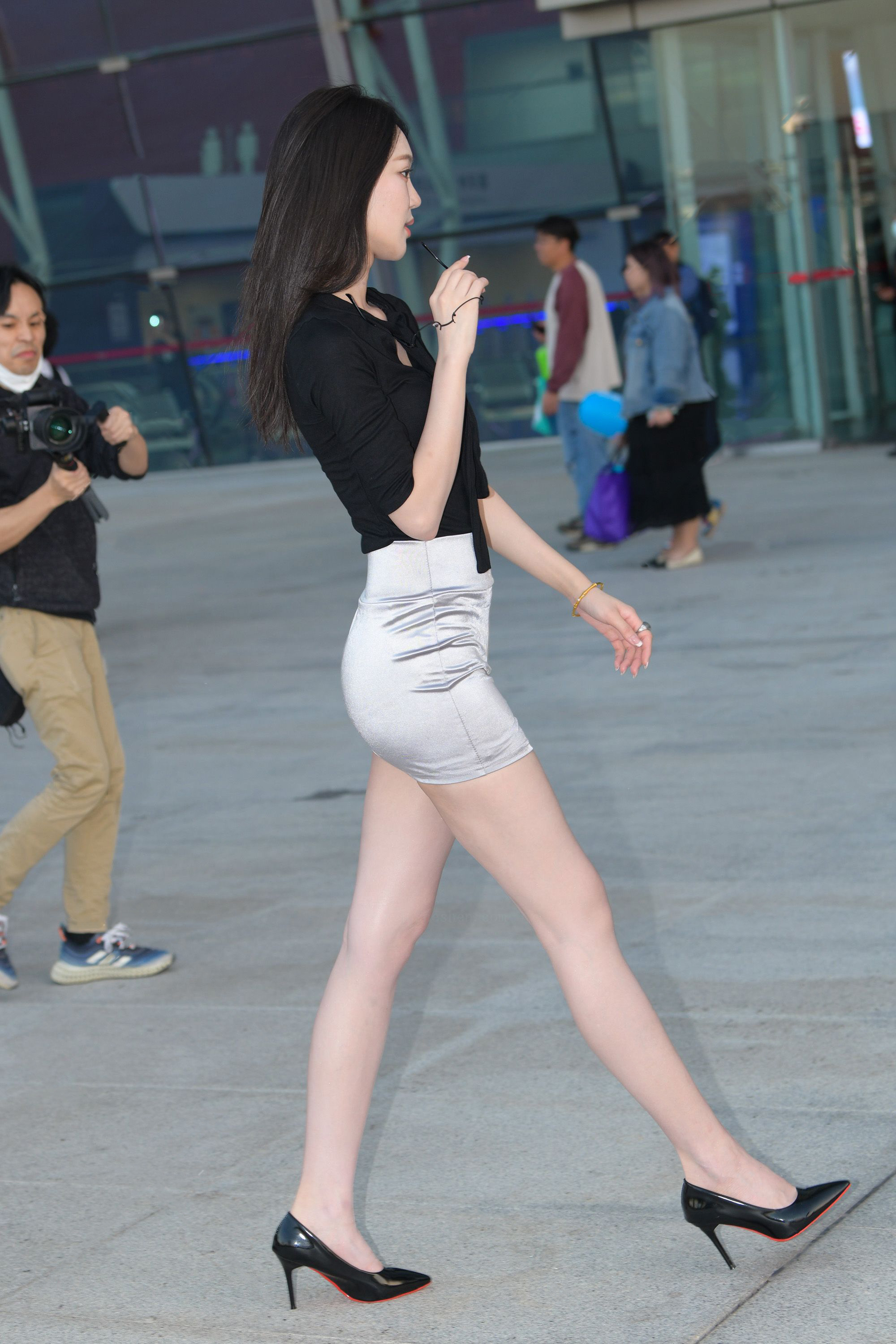  街拍鸭,魔镜街拍,街拍第一站,裙装,人妻,街拍,写真套图,安乔乔儿