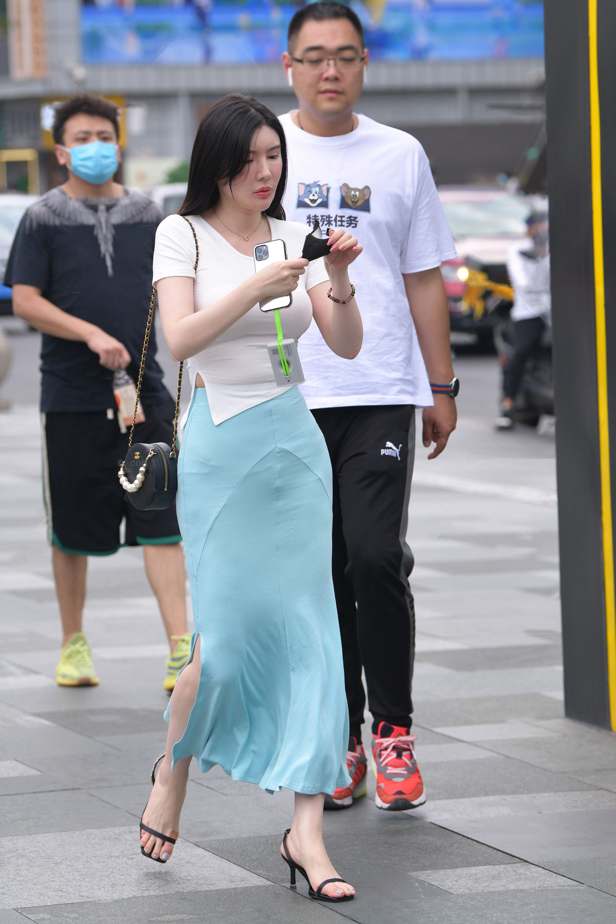  街拍鸭,魔镜街拍,街拍第一站,裙装,熟女,街拍,写真套图,一笑芳香沁