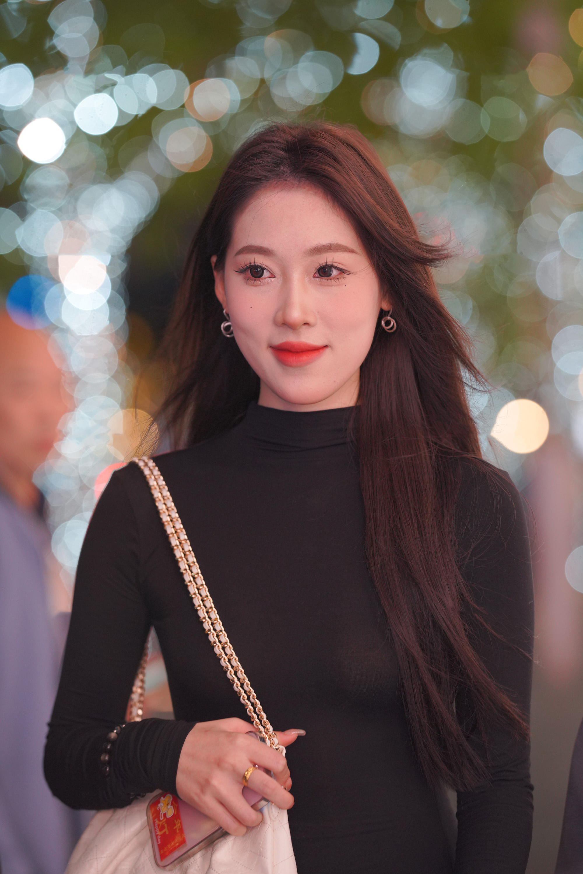 街拍鸭,魔镜街拍,街拍第一站,写真套图,街拍美女,街拍图片,街拍视频,街拍VIP,免费街拍