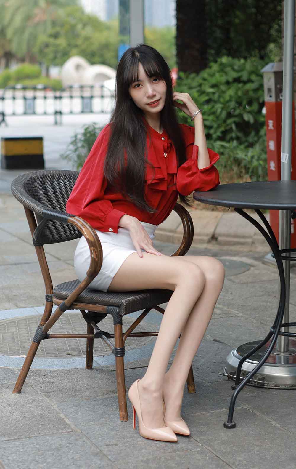 【D0470】阳光下的长腿-美图鉴赏论坛-综合板块-爱玩博客