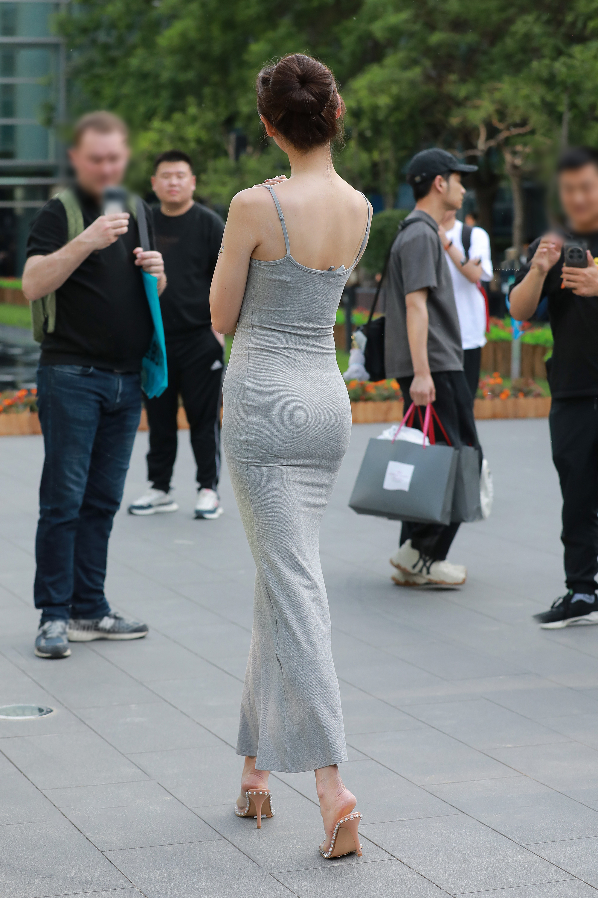  街拍鸭,魔镜街拍,街拍第一站,裙装,人妻,街拍,写真套图,誉铭传媒