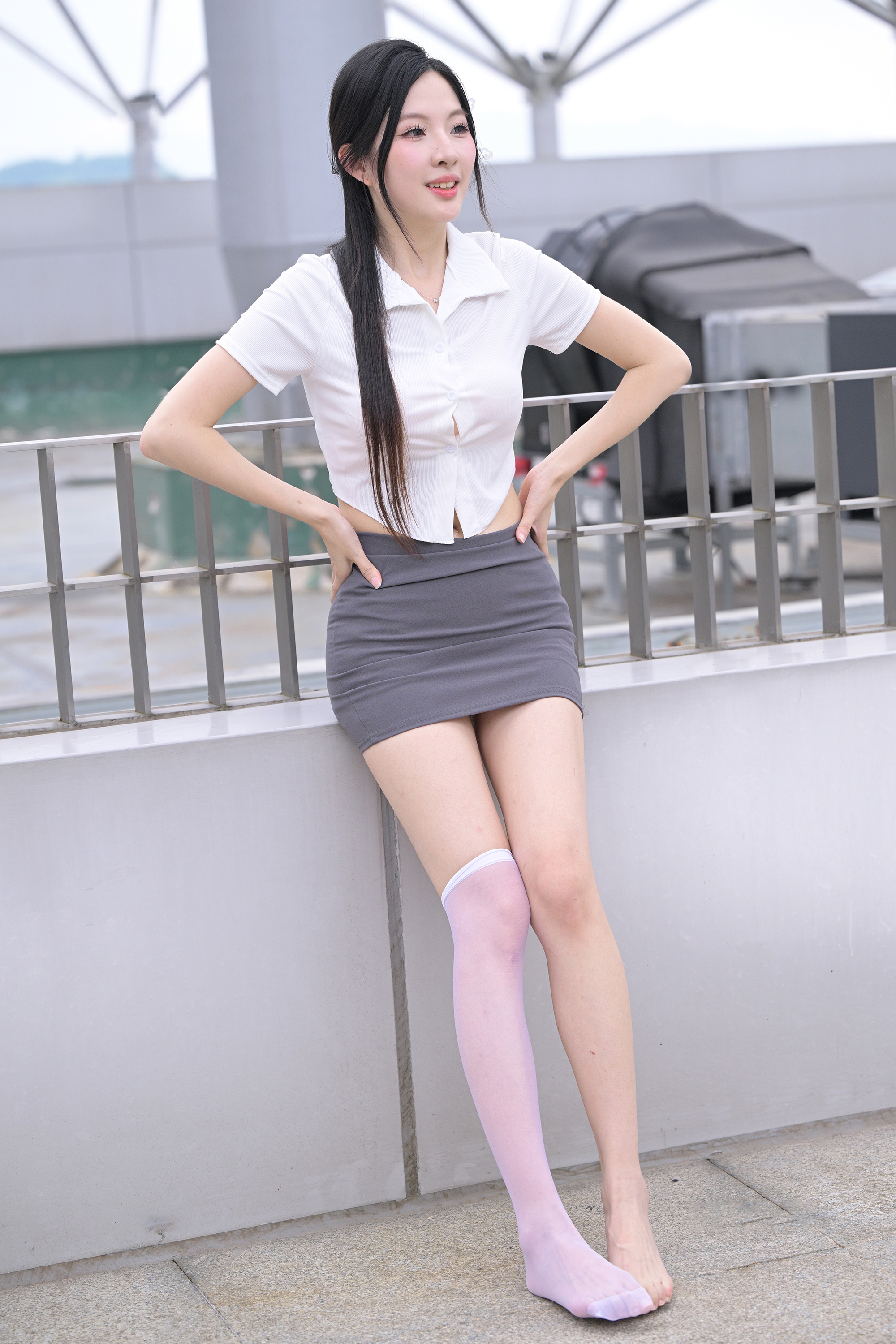  街拍鸭,魔镜街拍,街拍第一站,丝袜,裙装,美女,街拍,写真套图,战前女神