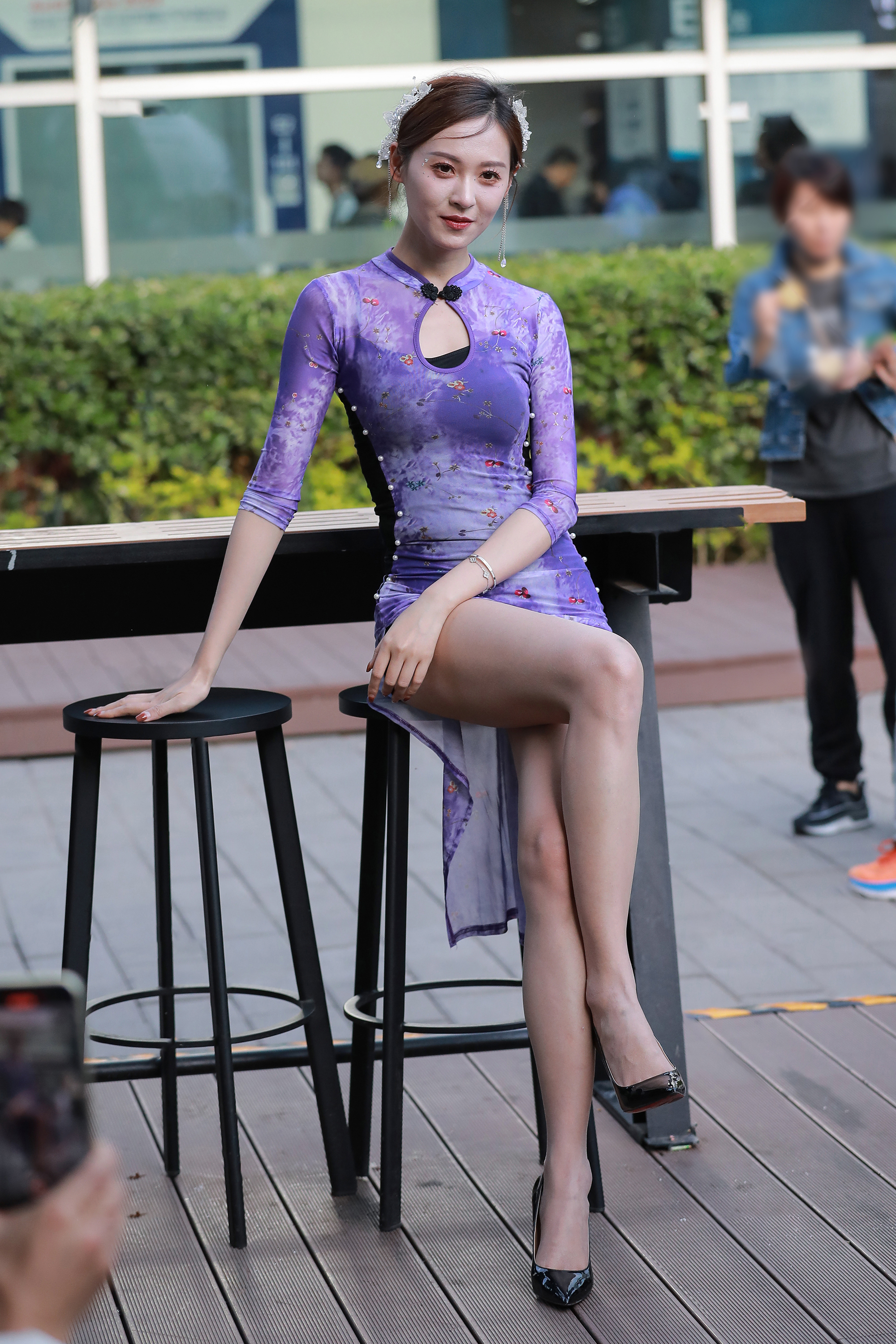  街拍鸭,魔镜街拍,街拍第一站,裙装,小姐姐,街拍,写真套图,大大卷卷小卷