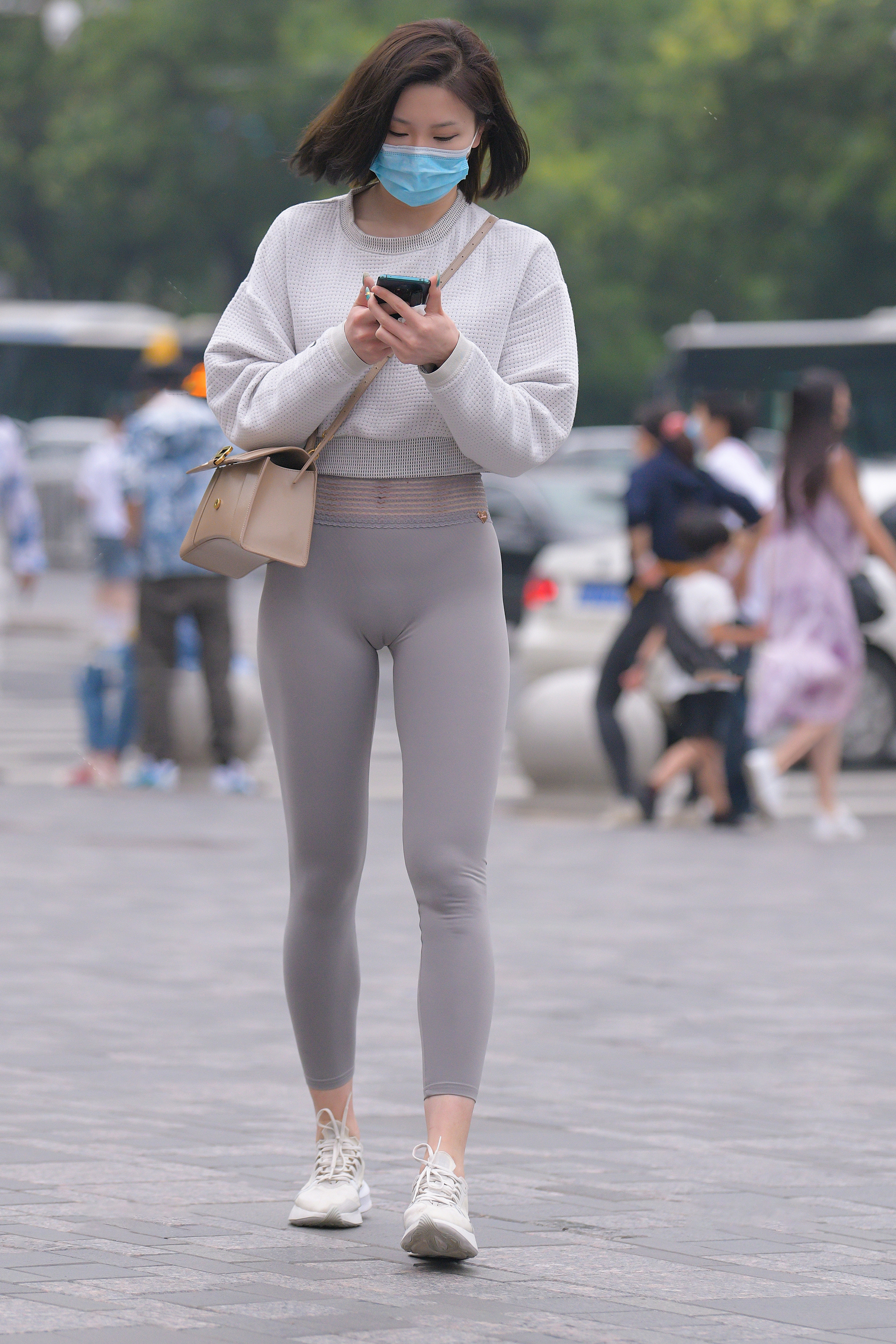  街拍鸭,魔镜街拍,街拍第一站,紧身裤,熟女,街拍,写真套图,誉铭传媒