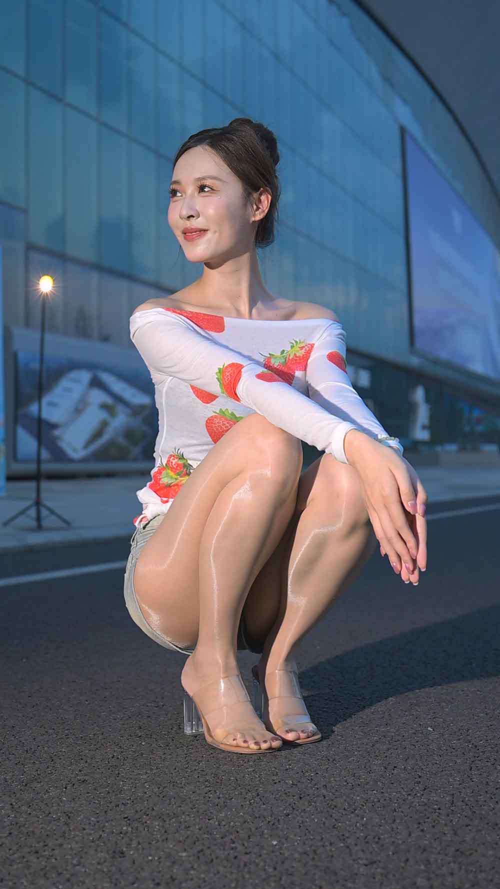 【J6405】美腿亮丝高清视频纯享版-绝色天籁