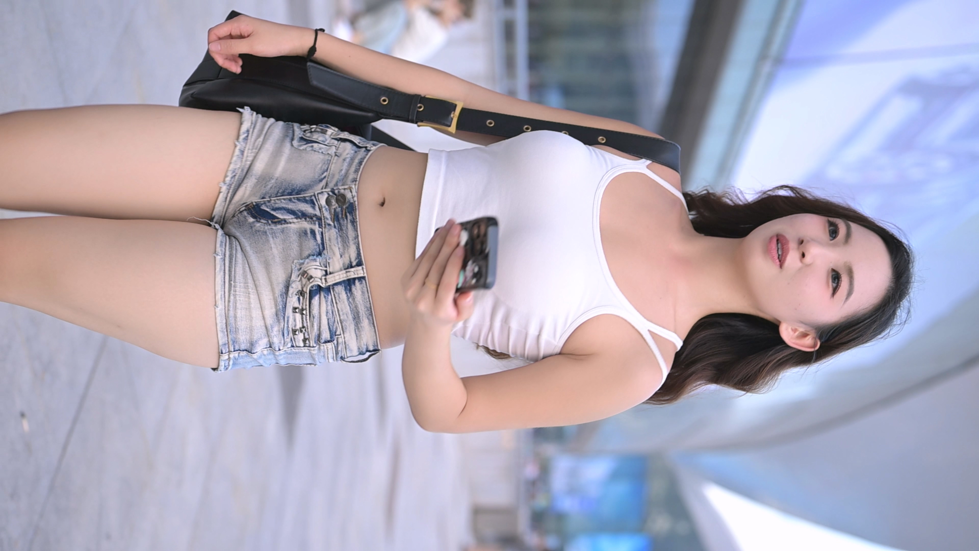 街拍鸭,魔镜街拍,街拍第一站,写真套图,街拍美女,街拍图片,街拍视频,街拍VIP,免费街拍