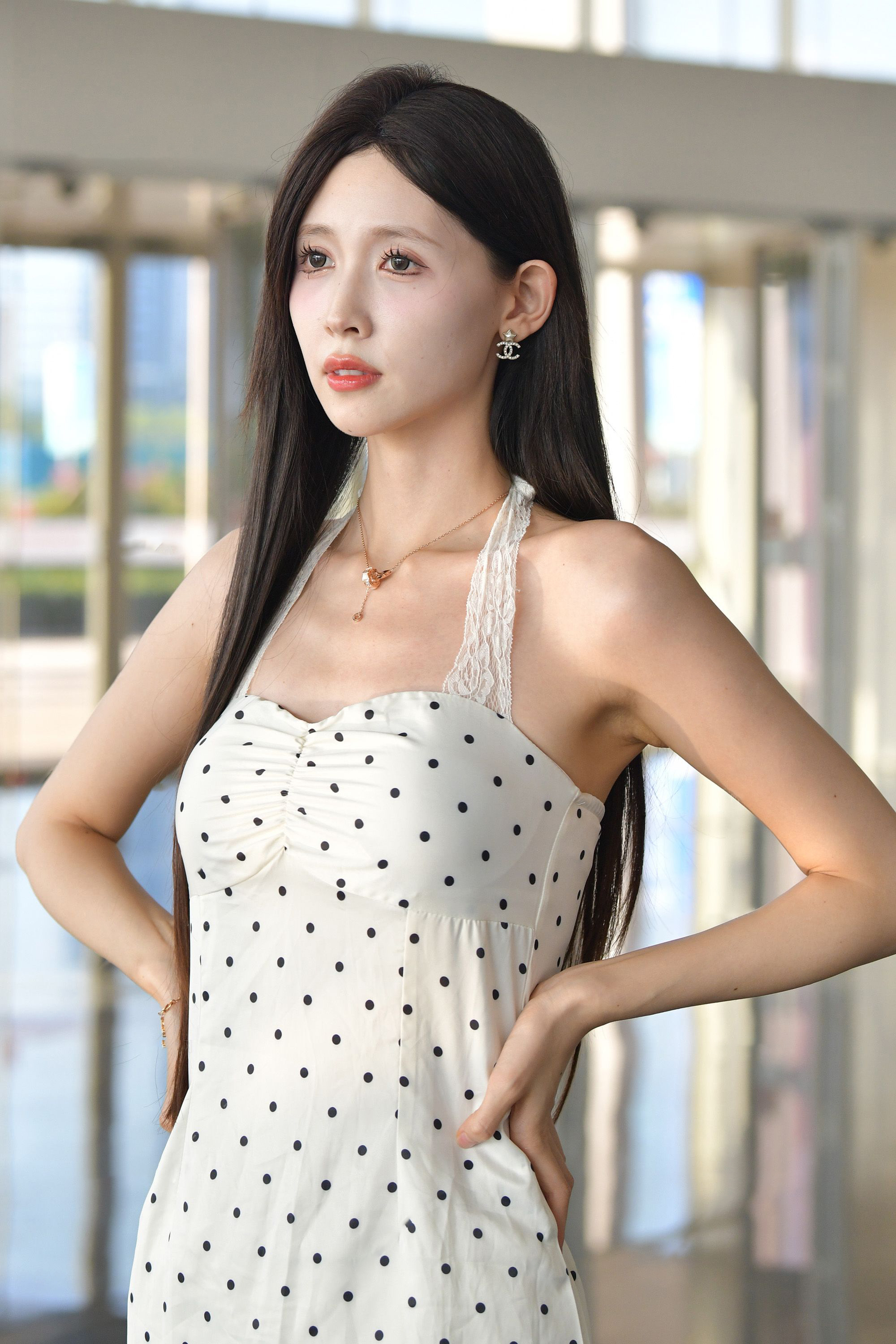 图片[6]-J6468 白丝美腿美女 2.2G| 500M-1080P-KHL.CC-快活林