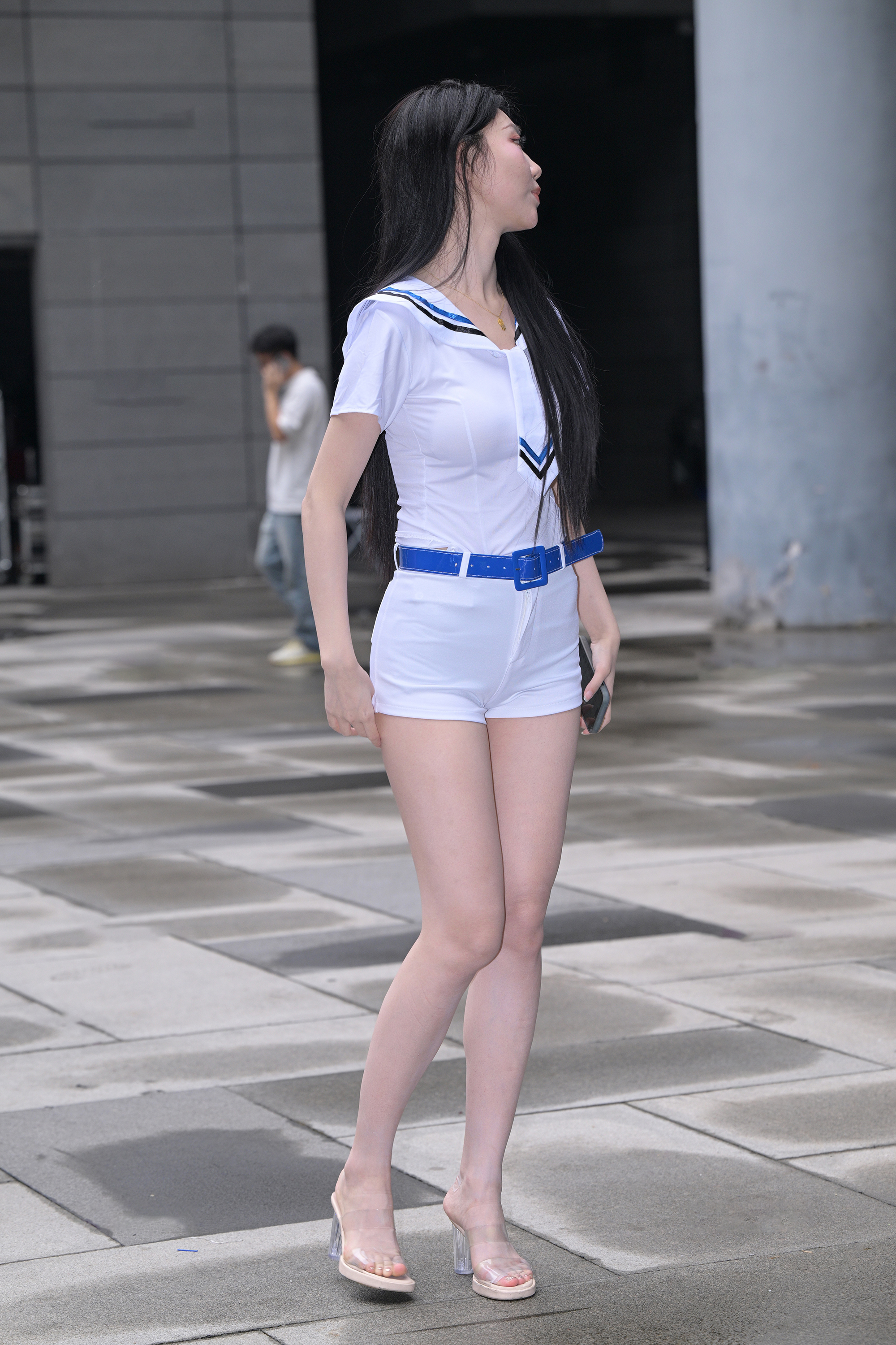 图片[2]-J6816 白色热裤小妹-KHL.CC-快活林-魔镜模拍写真资源下载
