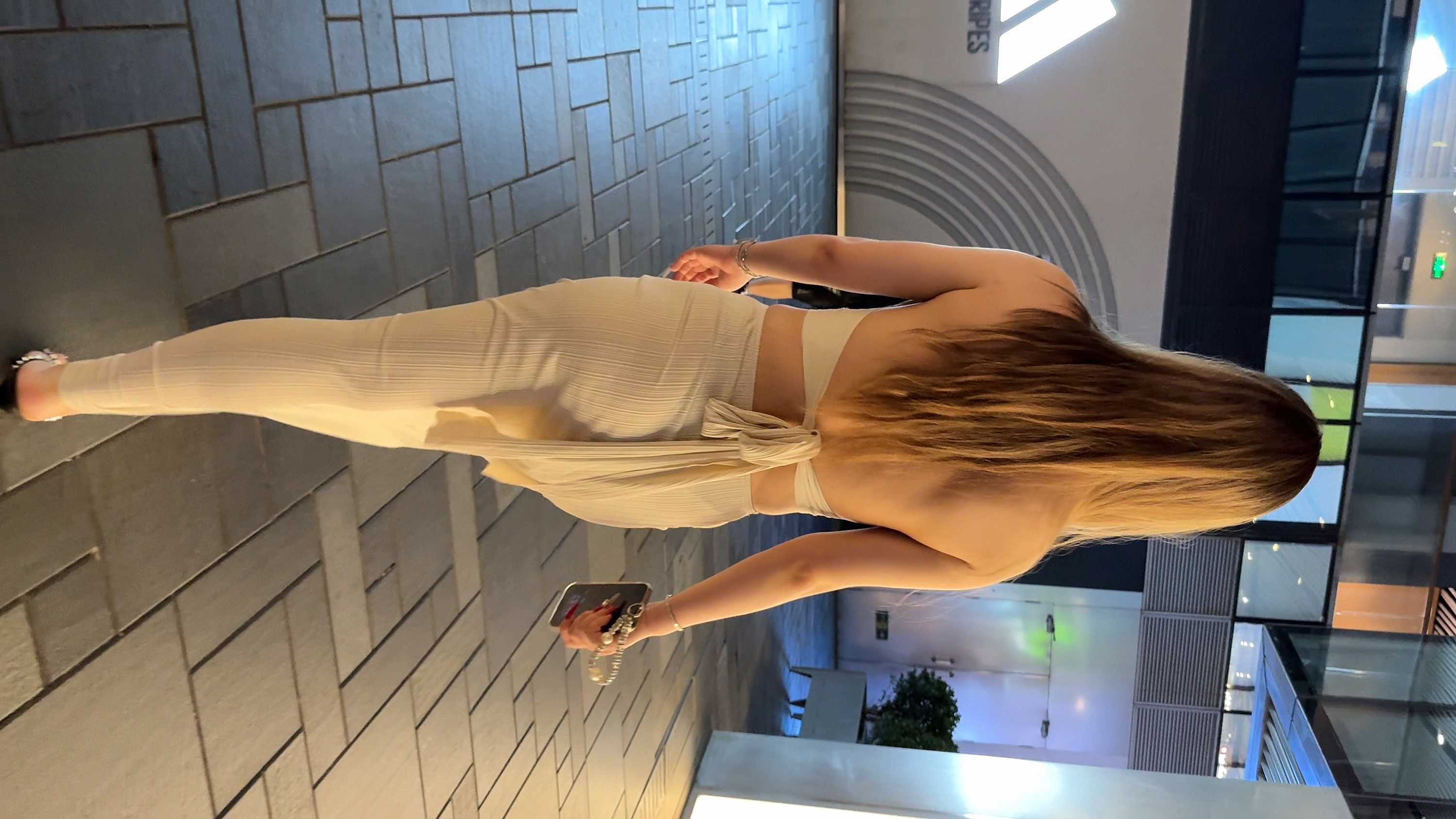 街拍鸭,魔镜街拍,街拍第一站,写真套图,街拍美女,街拍图片,街拍视频,街拍VIP,免费街拍