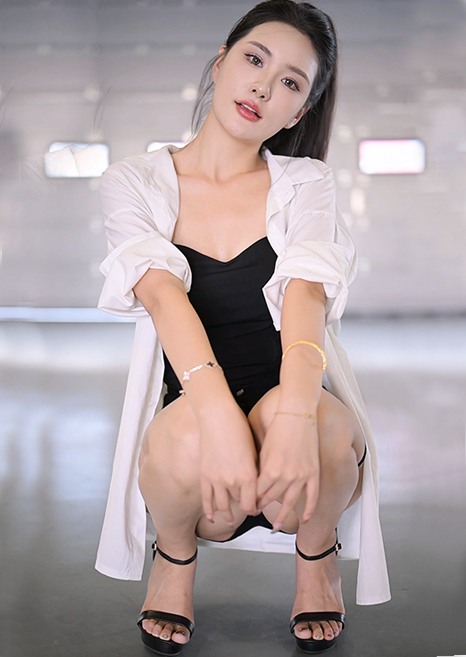 美腿欣欣 CZ-KHL.CC-快活林-魔镜模拍写真资源下载