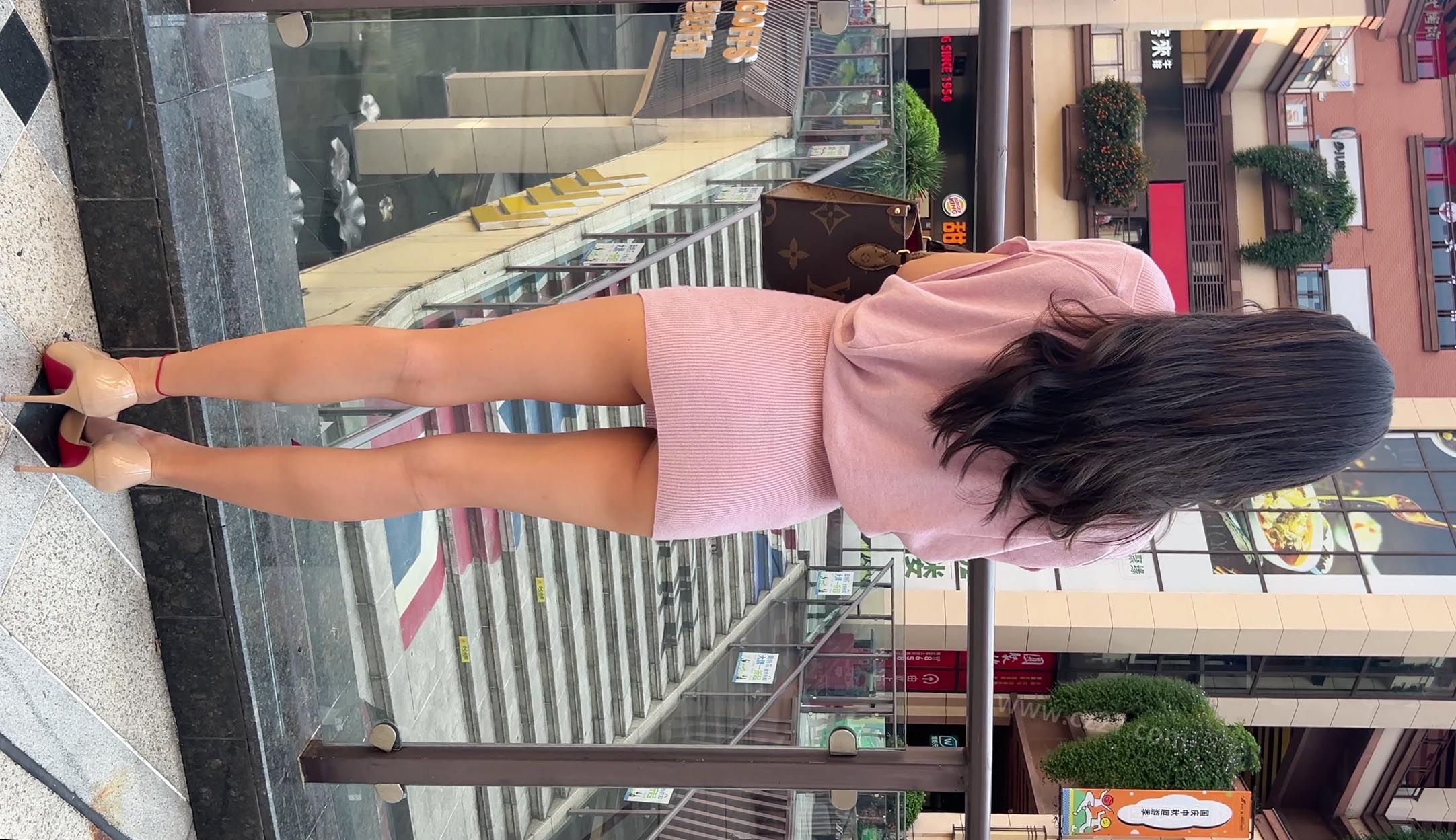 街拍鸭,魔镜街拍,街拍第一站,写真套图,街拍美女,街拍图片,街拍视频,街拍VIP,免费街拍