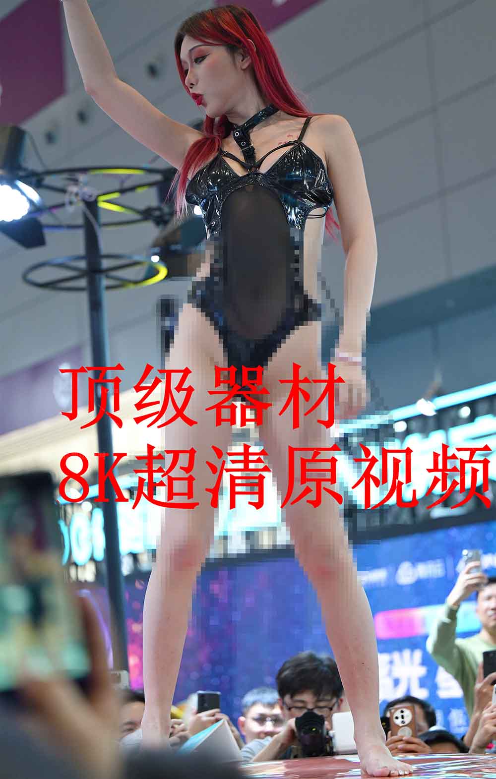 【J7605】车顶热舞，万年难得一遇，火爆全网（图+8k视频）【视频】-街拍鸭