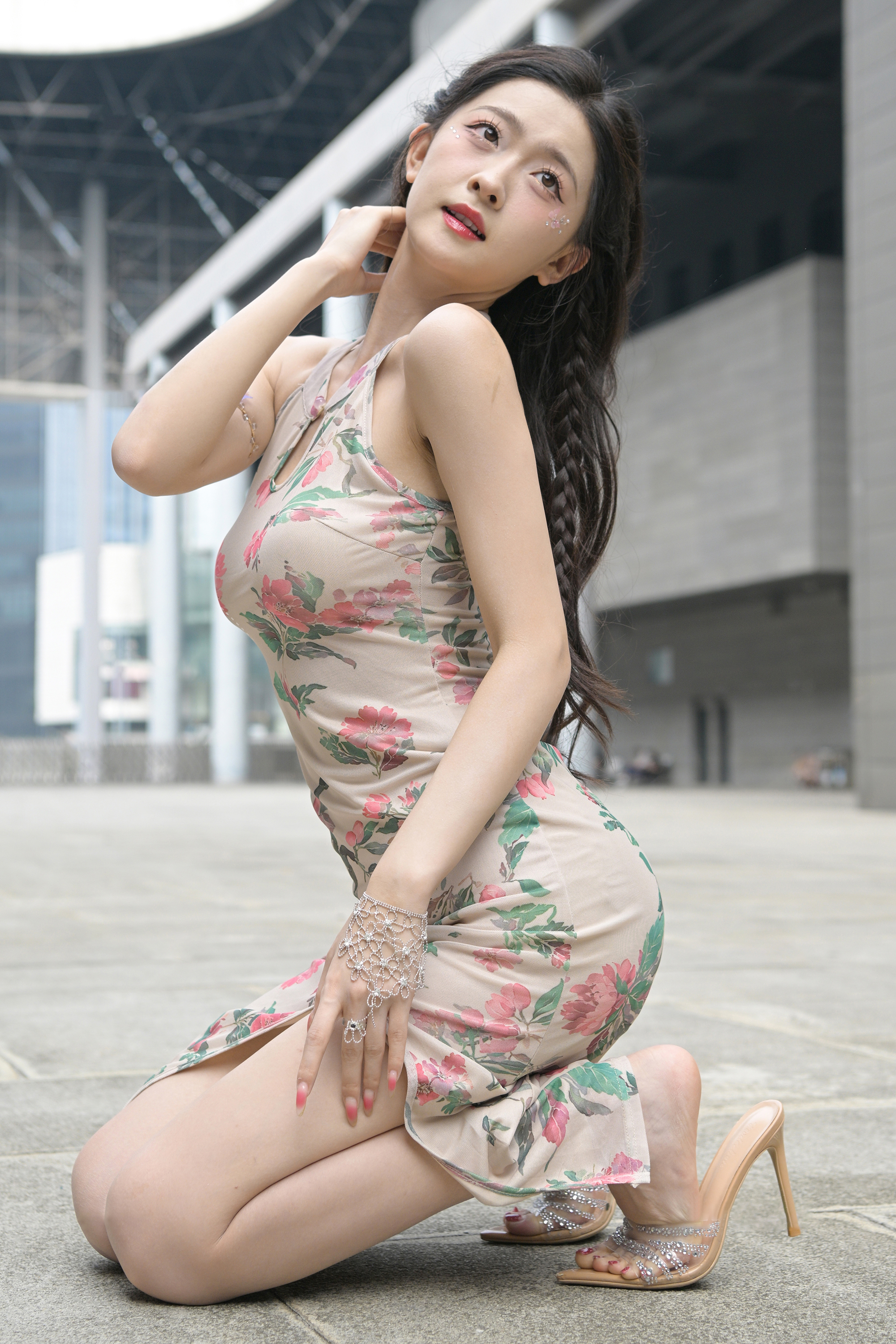 J6958 绵绵旗袍 任绵绵-KHL.CC-快活林-魔镜模拍写真资源下载