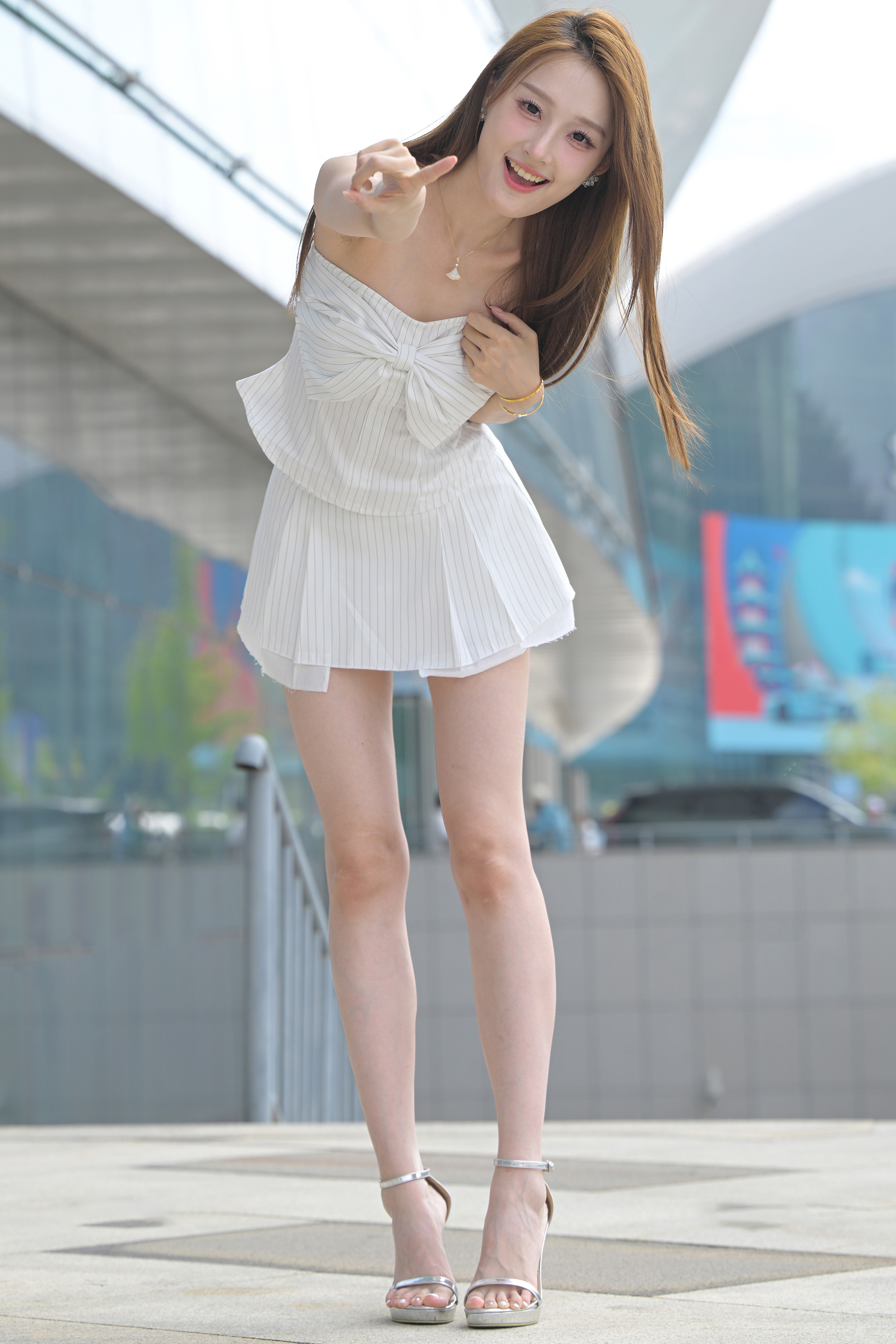 街拍鸭,魔镜街拍,街拍第一站,写真套图,街拍美女,街拍图片,街拍视频,街拍VIP,免费街拍