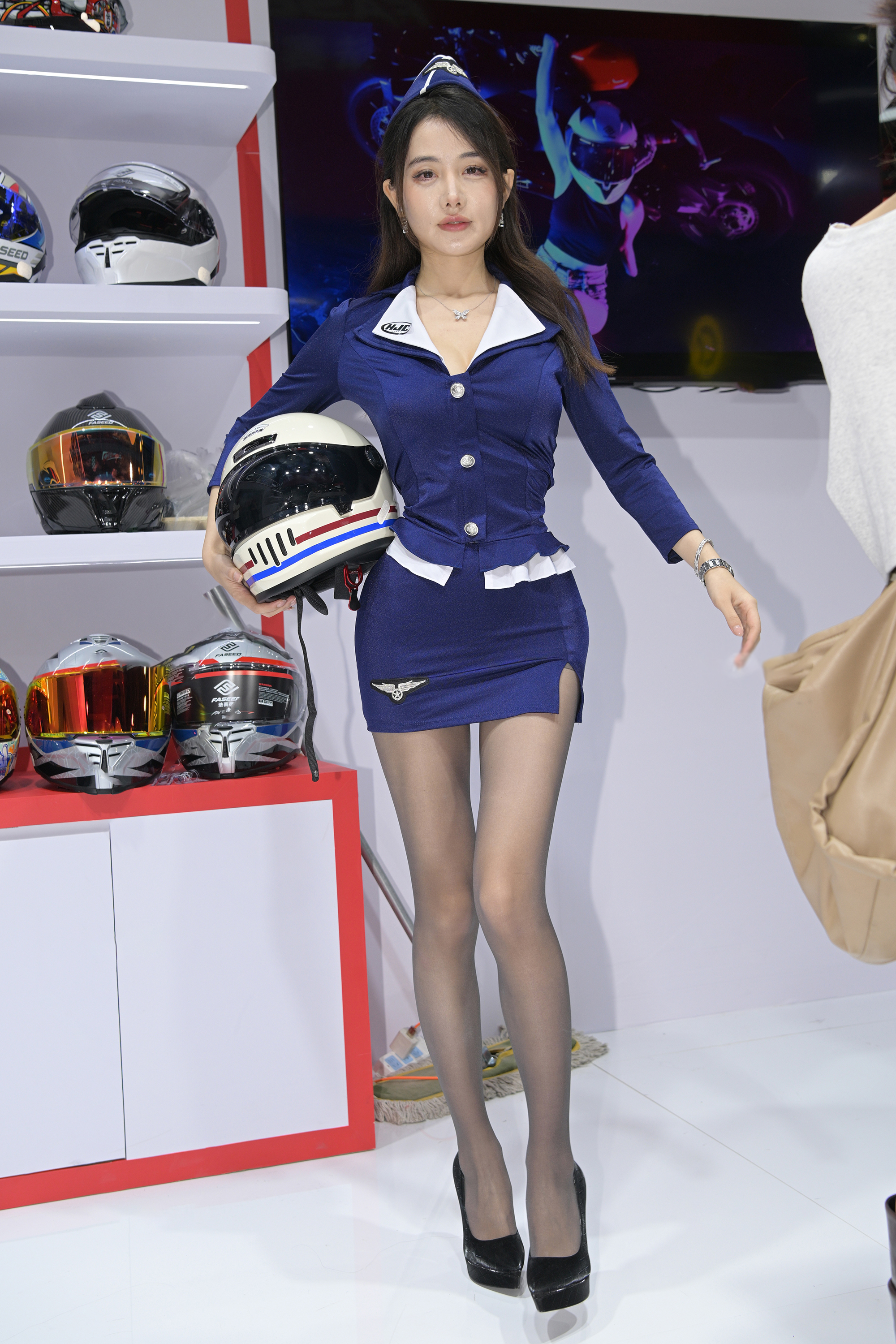 图片[1]-J7101 张君雅制服黑丝-KHL.CC-快活林-魔镜模拍写真资源下载
