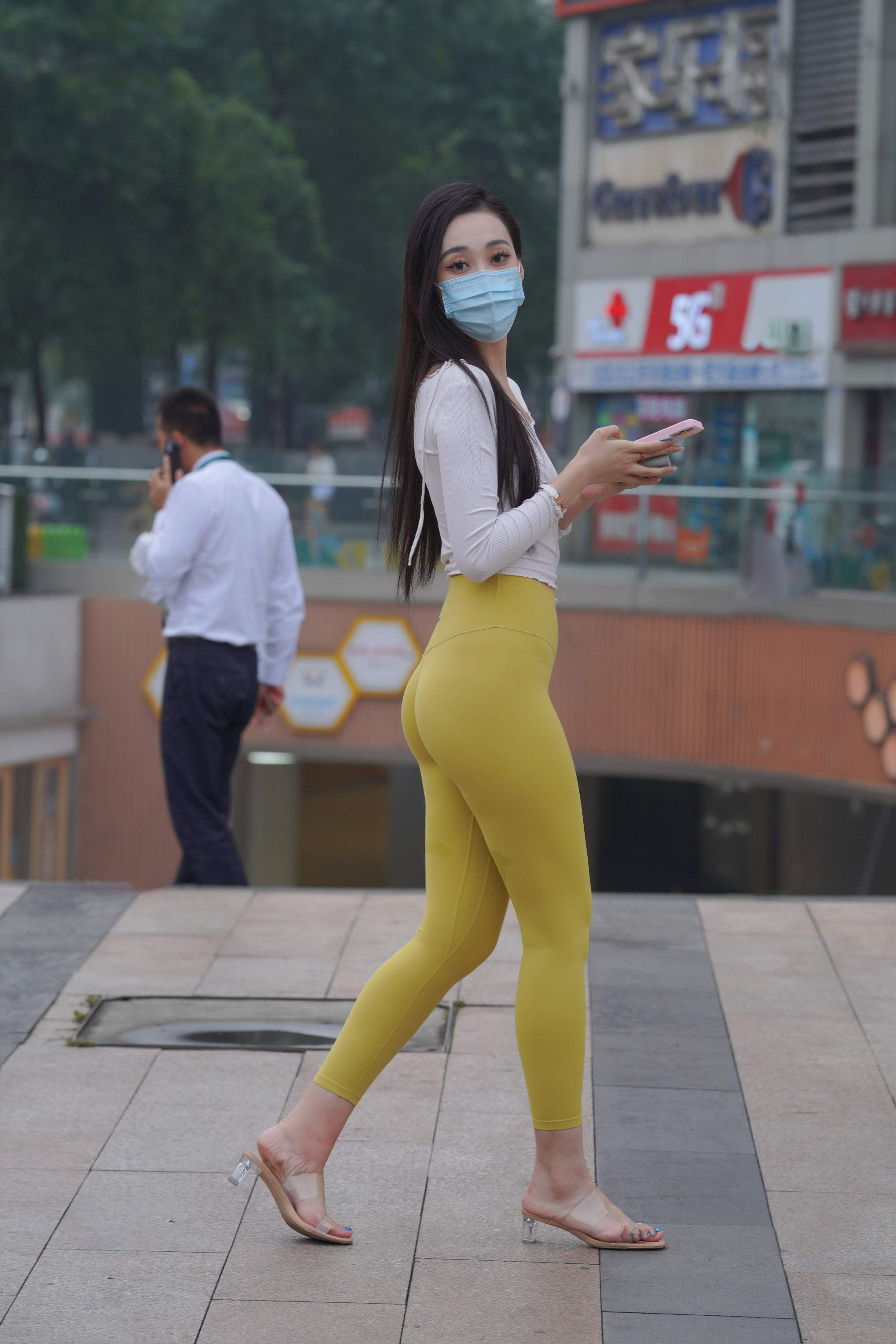 图片[5]-M1814 这身材谁看了不迷糊-KHL.CC-快活林-魔镜模拍写真资源下载