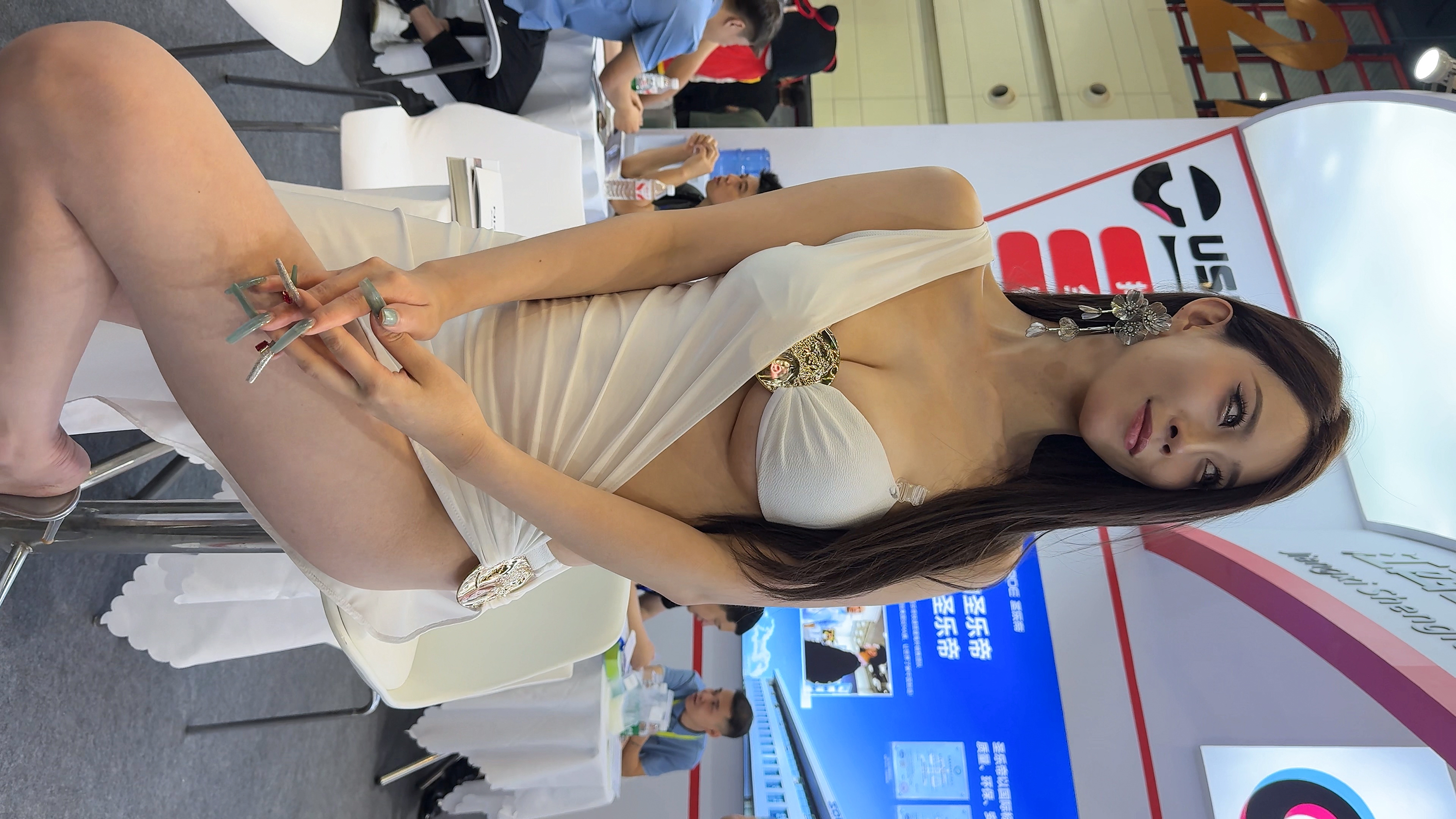 J7196 超性感-白色紧身裙 数羊-KHL.CC-快活林-魔镜模拍写真资源下载