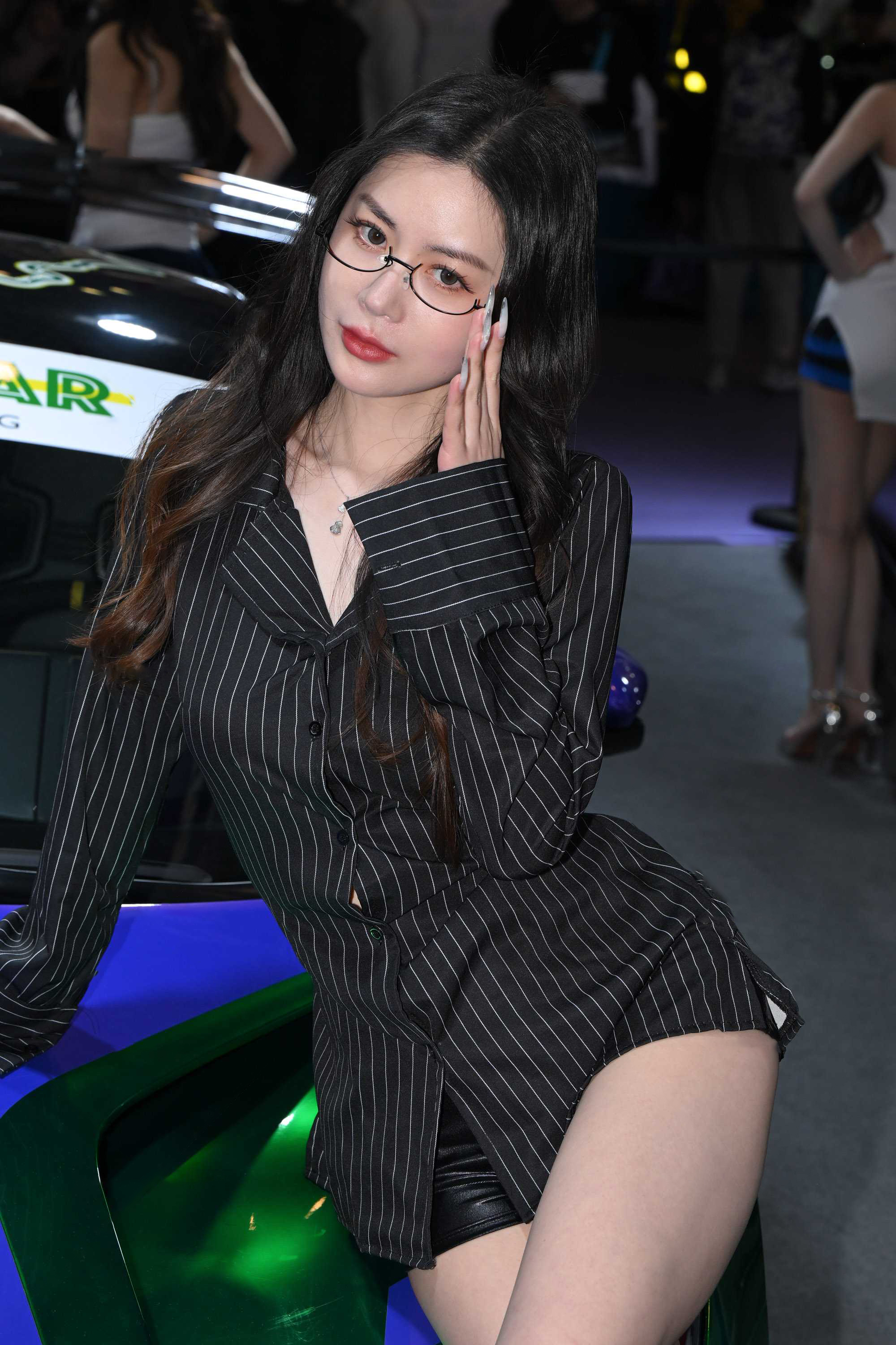 J7297 桃桃吖-大白腿美足-快活林官网